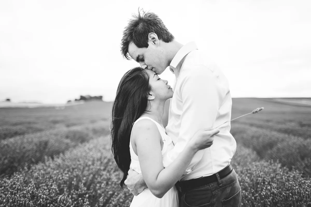 engagement-photographer-berkshire-uk-33.jpg