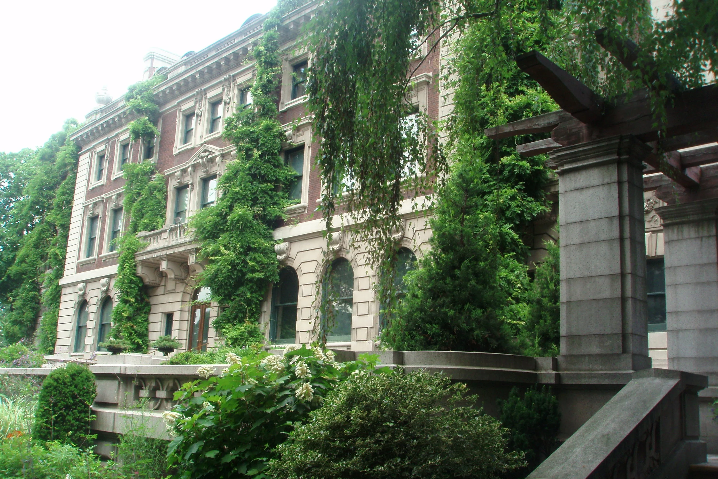 Cooper_Hewitt_Gardens.jpg