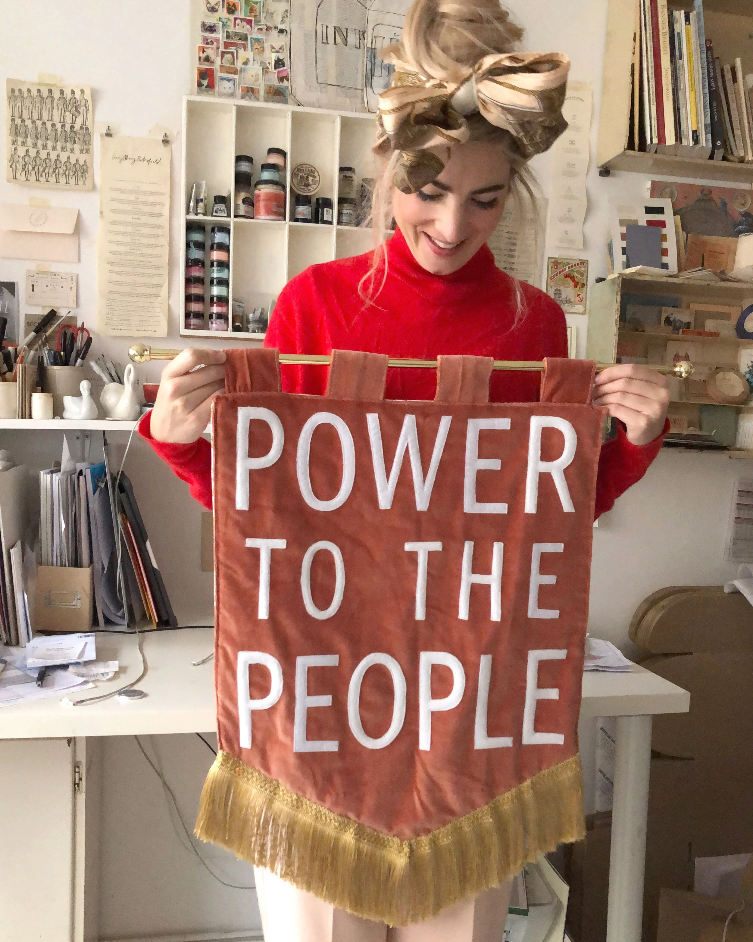 MINI  PORTRAIT  BANNER - 50 x 75cm