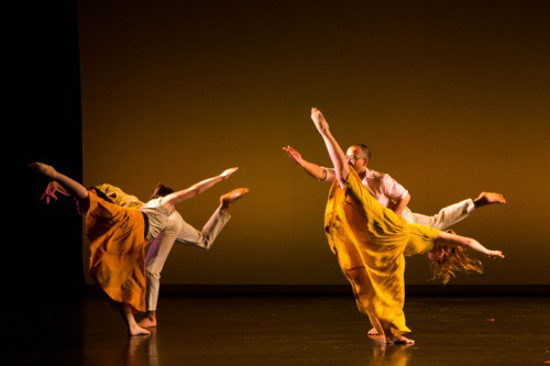 "Homing" choreographed by Katie Ailes, Bates College 2014. Photo courtesy of Ebbe Sweet.&nbsp; 