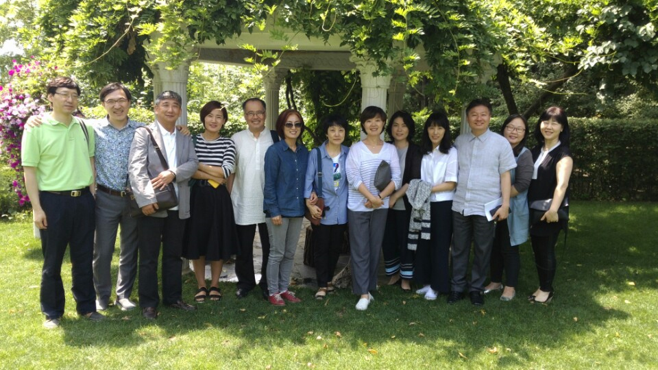 <ON 편지 사역 후원팀과 함께>