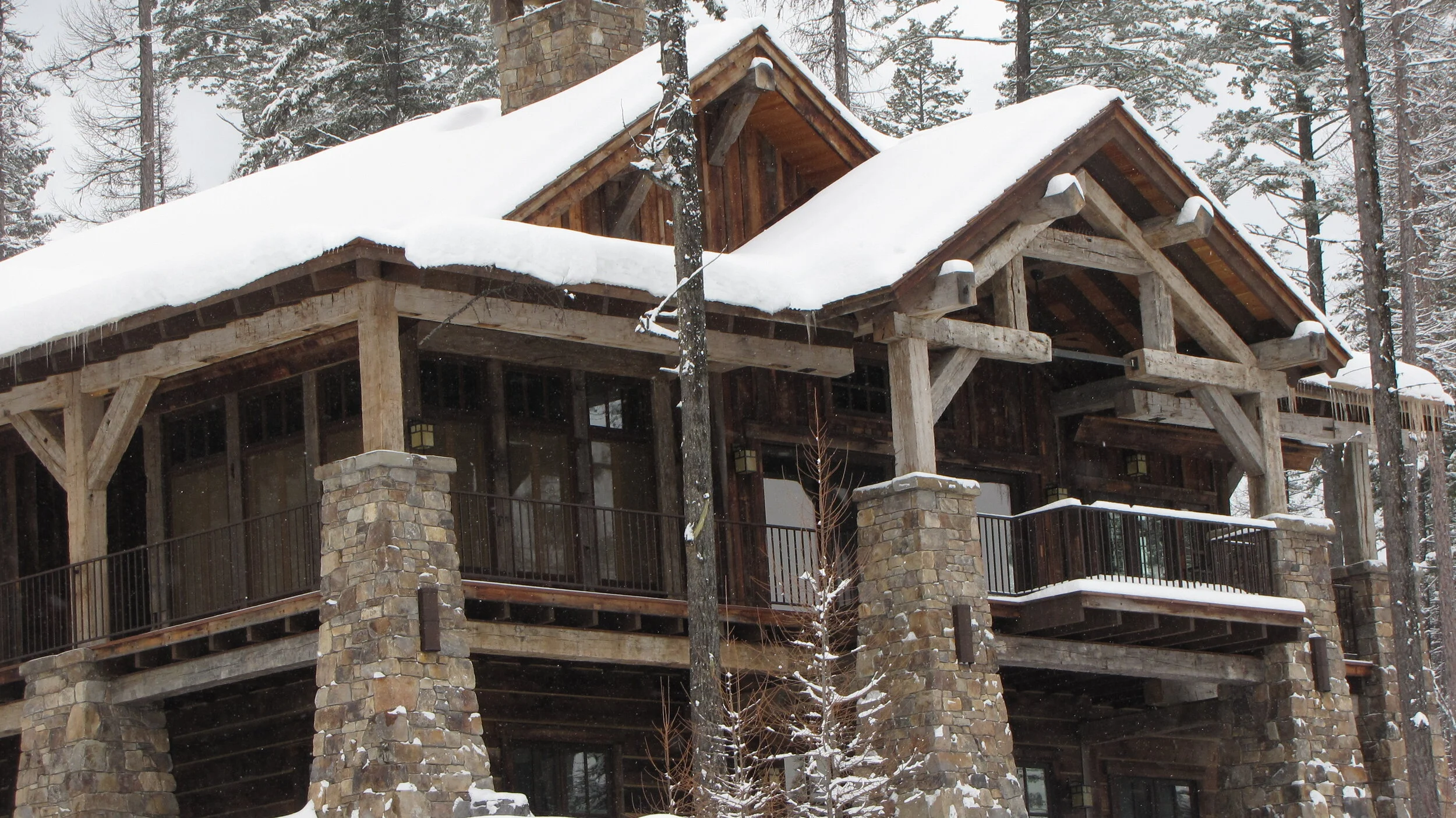 rustic timber frame deck.JPG