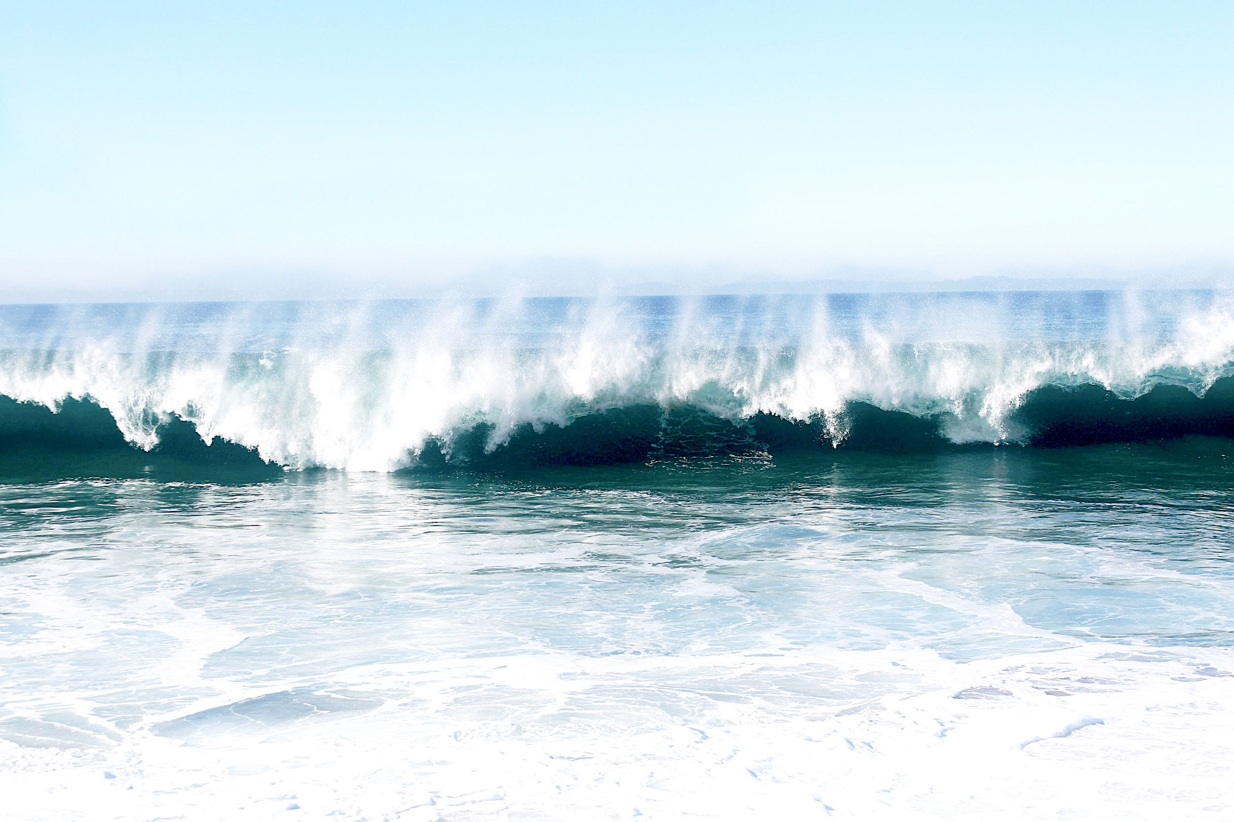 crashing wave.jpg