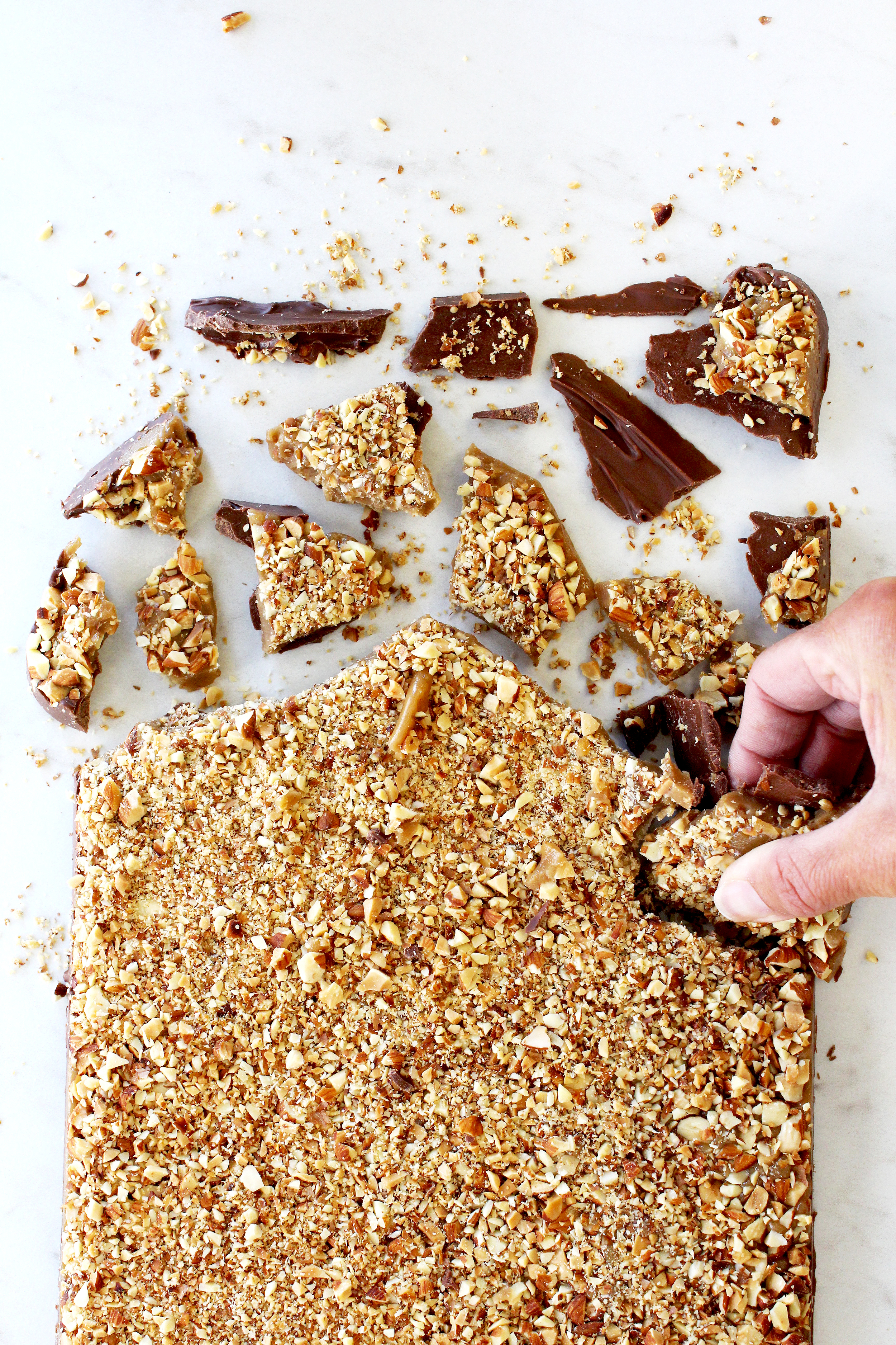 chocolate almond brittle