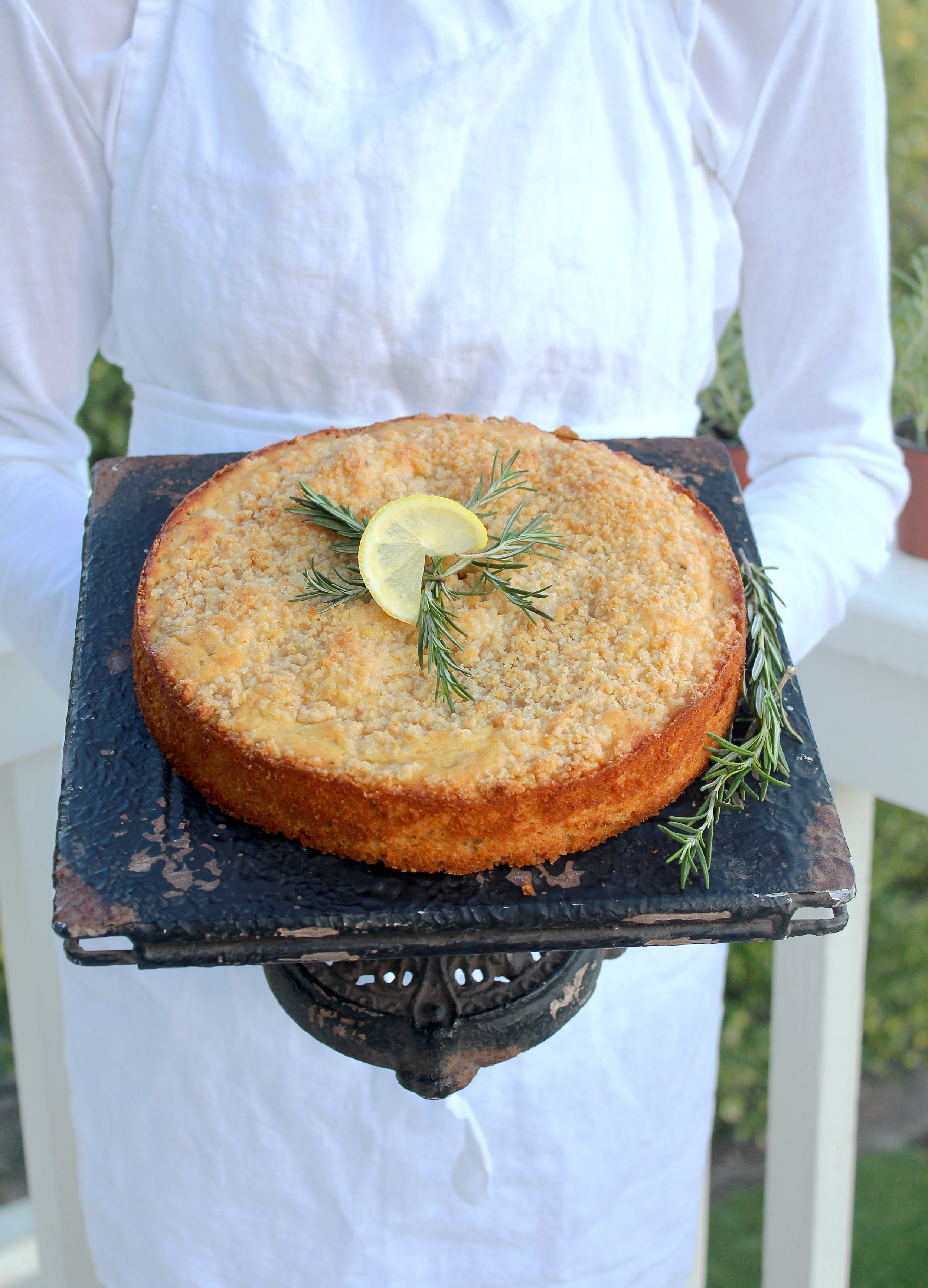 lemon rosemary cake