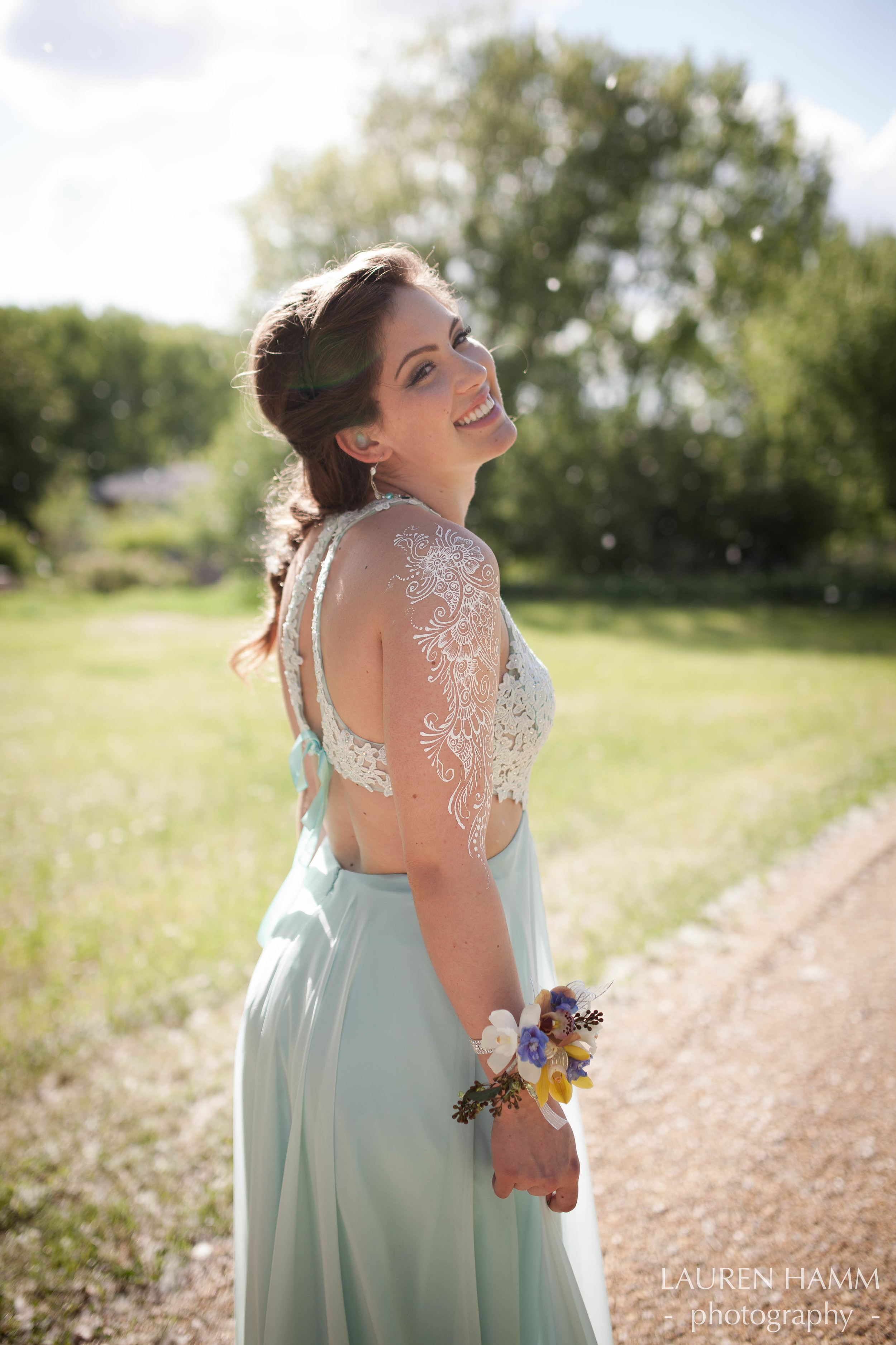 Karis Hilchey | Graduation | Alberta Photographer | YYC | Lauren Hamm Photography