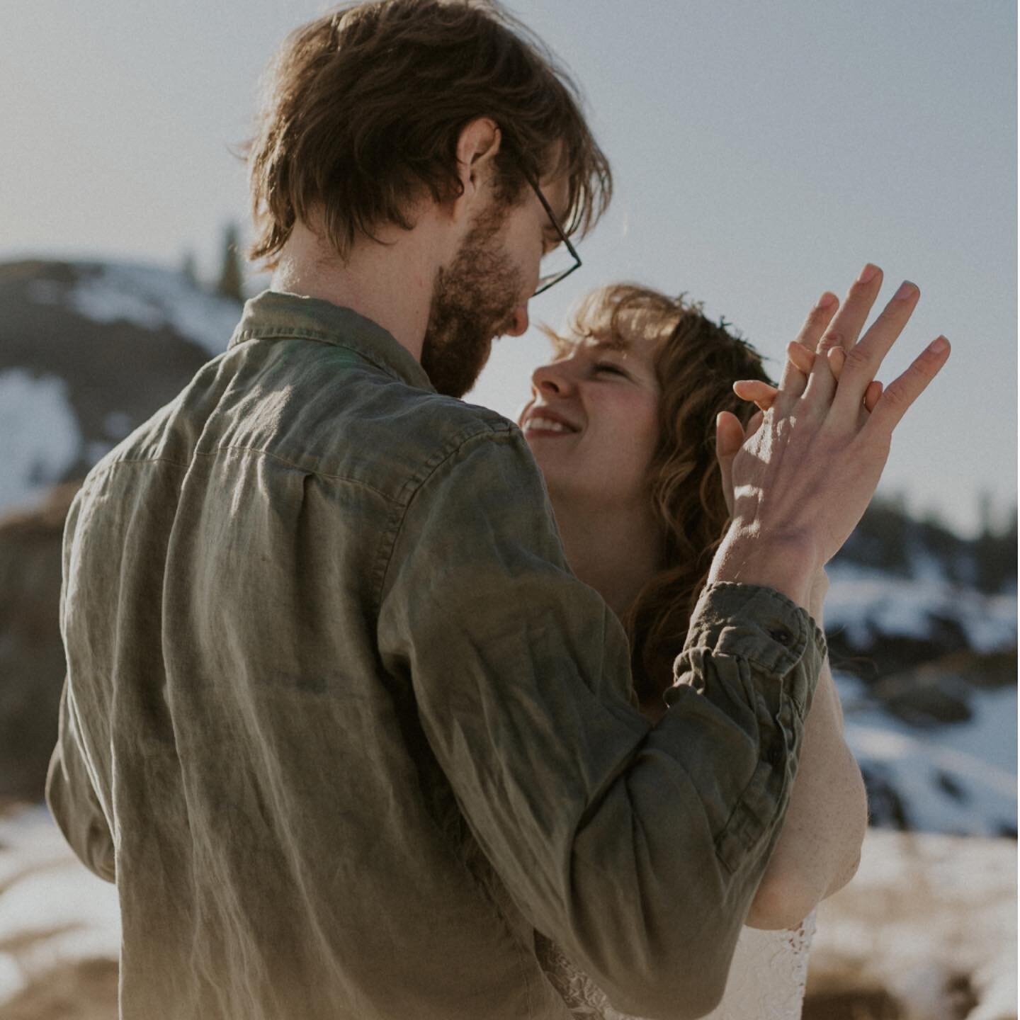 Justin and Clarissa were early birds on the Lauren Hamm Photography train, and I remember feeling nervous about the idea of photographing another photographer. Having them in front of my camera again felt a bit like coming home. Swipe all the way thr