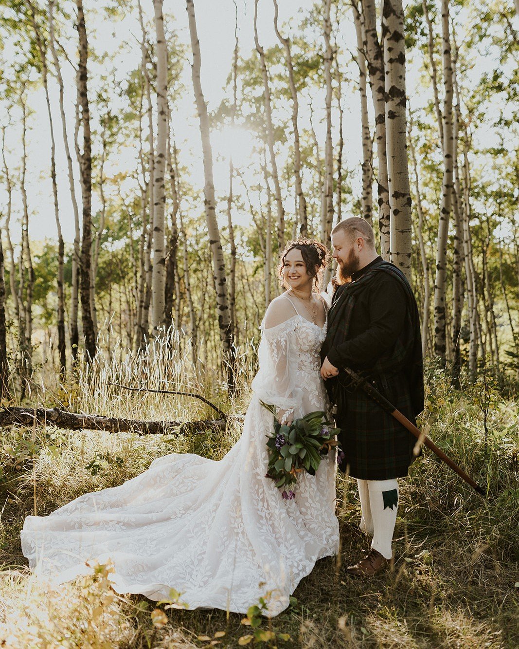 A few of my favourites from Josiah + Viriginia's beauuuutiful Bragg Creek backyard wedding.

Photography @laurenhammphotography 
Dress @cameoandcufflinks 
Kilt @usakilts 
Bridesmaids @azazieofficial 
Makeup @riannevictoria_mua | @bethcoxsfx
Catering 