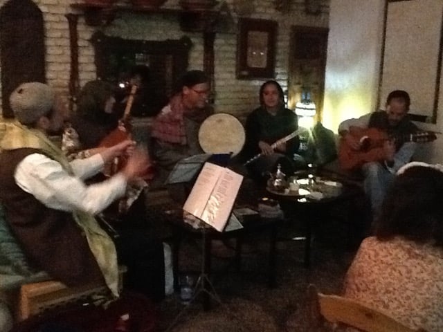With Firdaus Ensemble, Salon de Te, Cordova, Spain, 2014