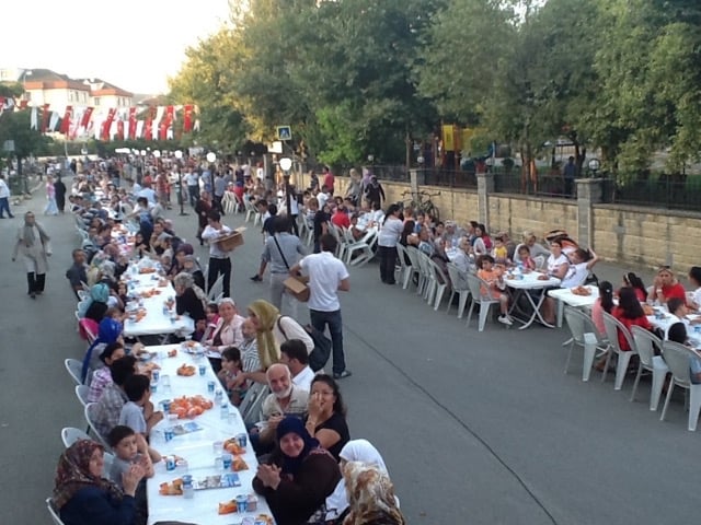 Sokak Iftar, Tuzla, Turkey