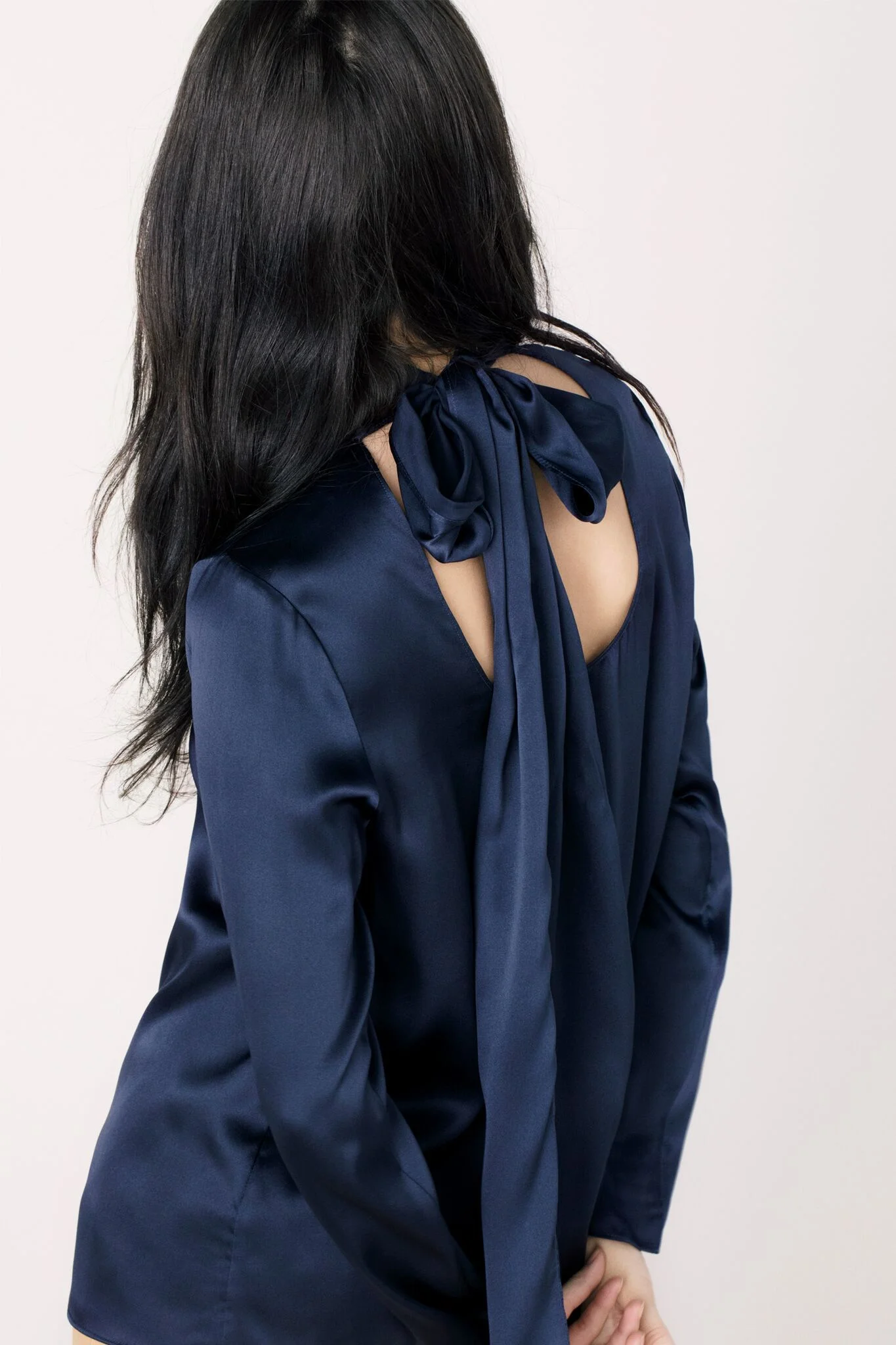 BowBackBlouse_Cosmos_Back_preview.jpg