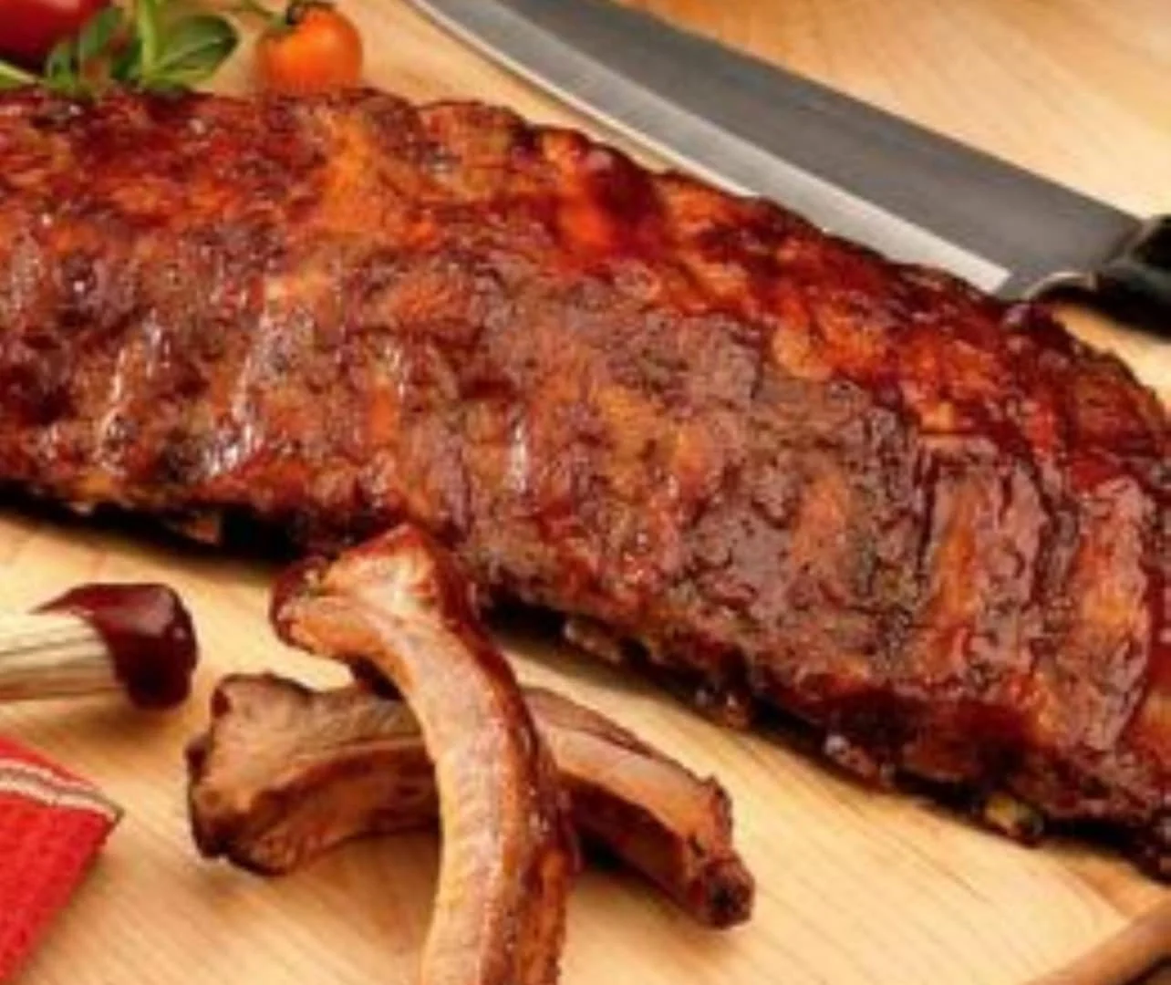 Husky BBQ Food Truck 