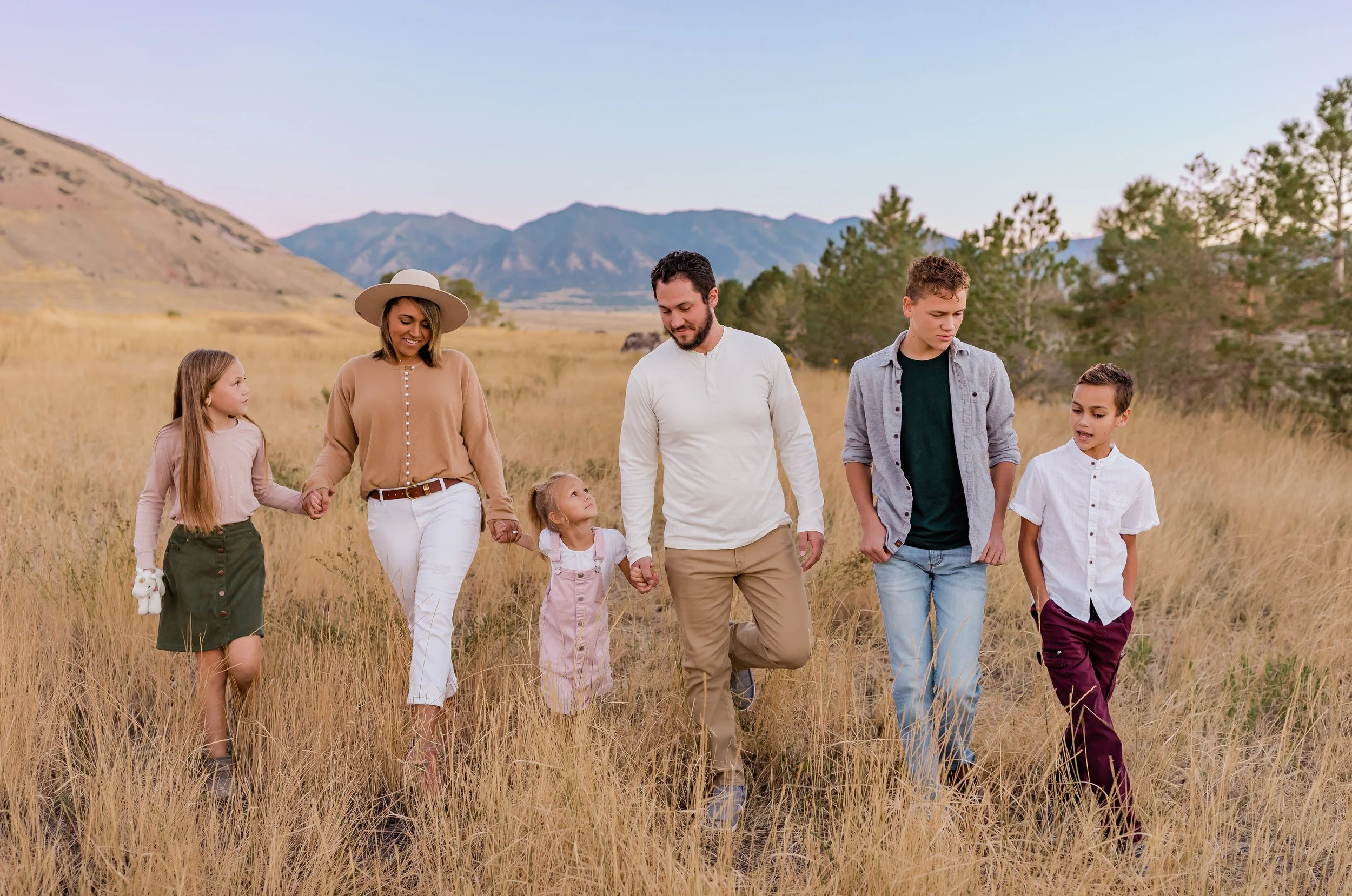 Stansbury Park Photographer | The Riddle Family — Carlye Morgan Photography