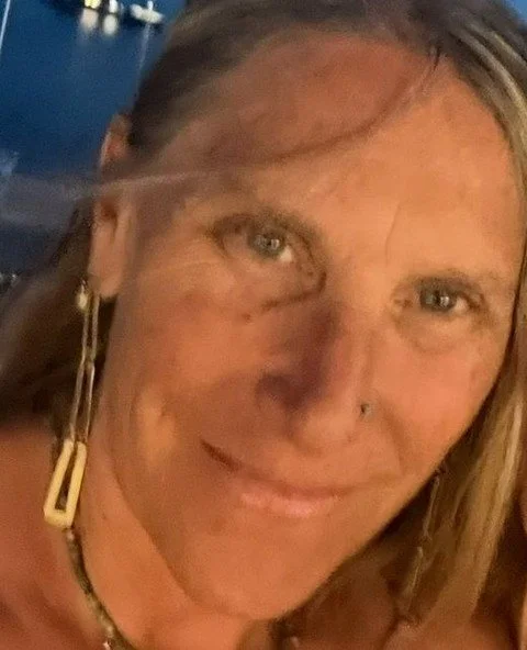 Help us welcome Tracy to the team at Creekside Spa!⁠
⁠
Tracey is a certified LMT who works with all clients of all genders. She specializes in Structural Integration, Myofascial release, Trigger point therapy, as well as women's specific conditions.⁠