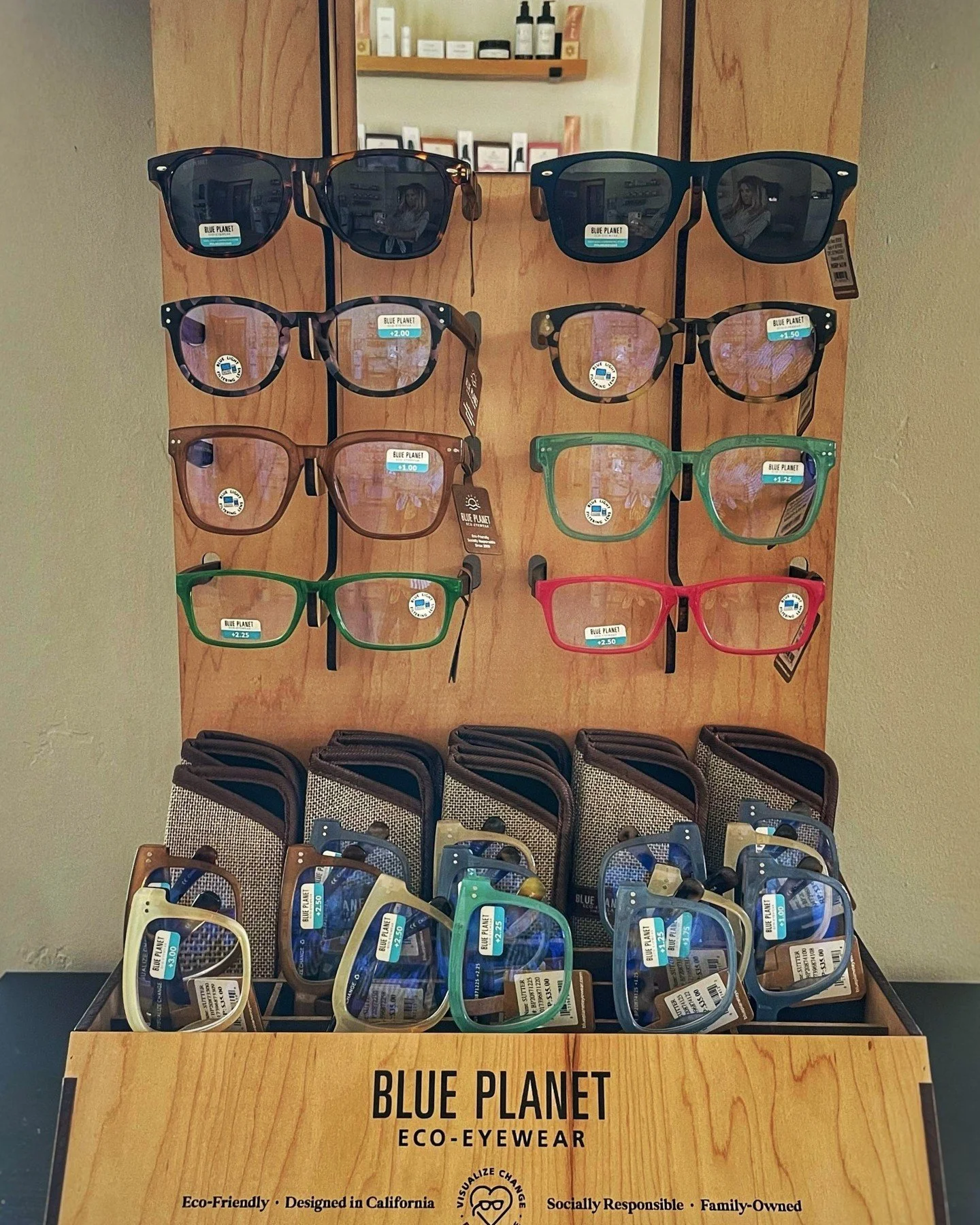 🏔️Shop consciously this holiday season.

🩵Support locally owned business when you can - consider the positive impact you can have with your gifting choices, from our small piece of paradise here in Crested Butte to the entire planet we all care dee