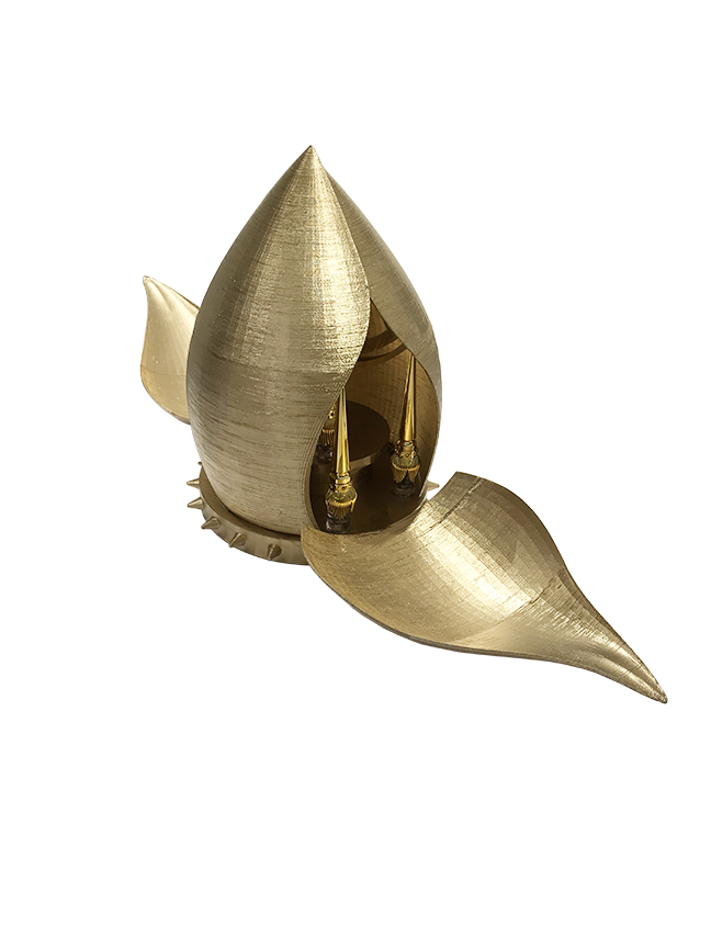  Peeling leaves one by one to reveal the product 