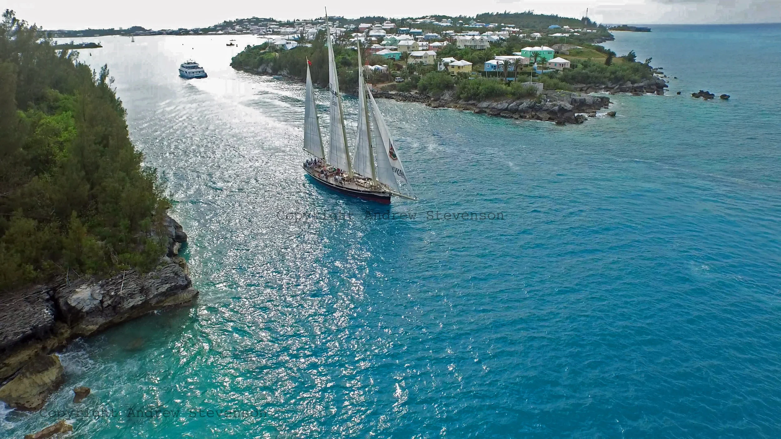 DJI_0187.MOV_snapshot_01.55_[2015.06.06_12.25.56].jpg