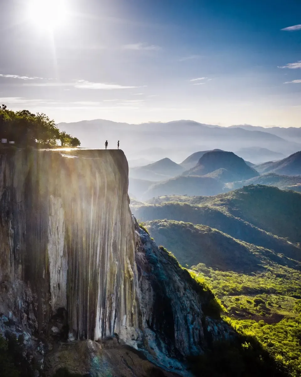 hierve-el-agua.webp