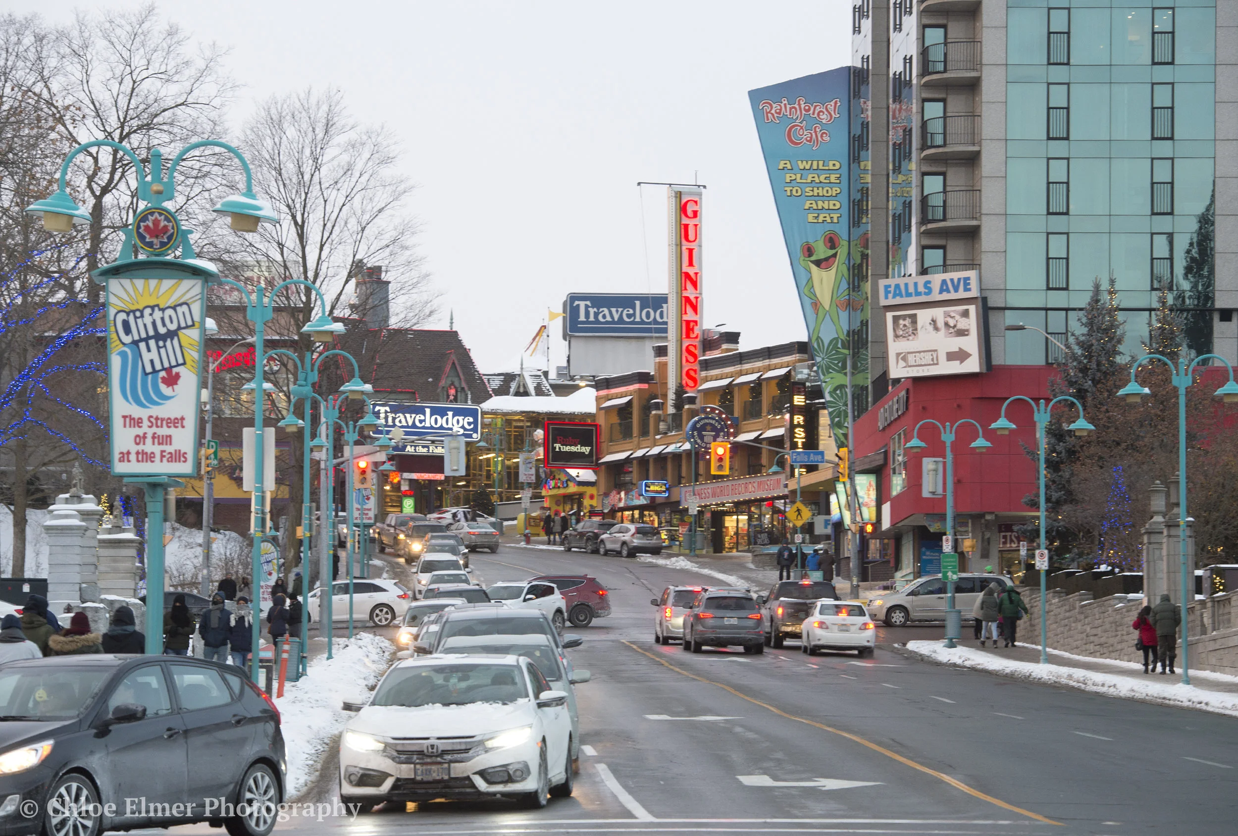 Touristy area of the Falls area.