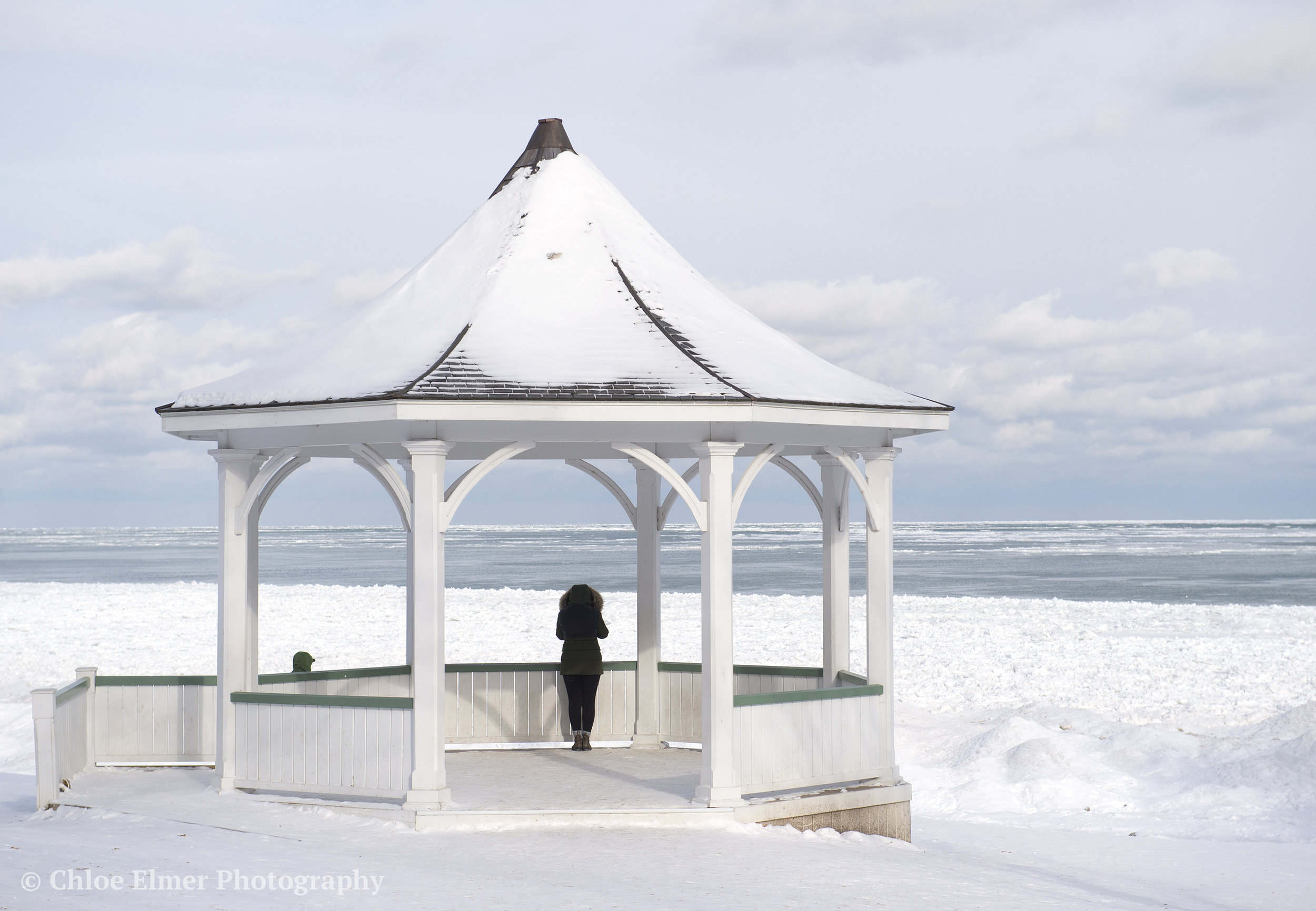 Area of Niagara-on-the-Lake where the lake was partially frozen.
