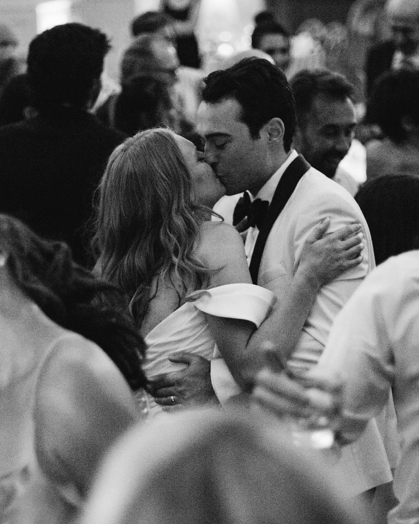 Quinn + Mike 🥂
Shot for @asya_photography_philly 🌸