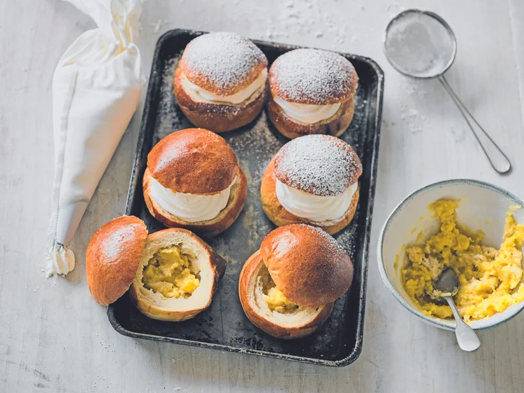 Semlor buns — Baking Martha
