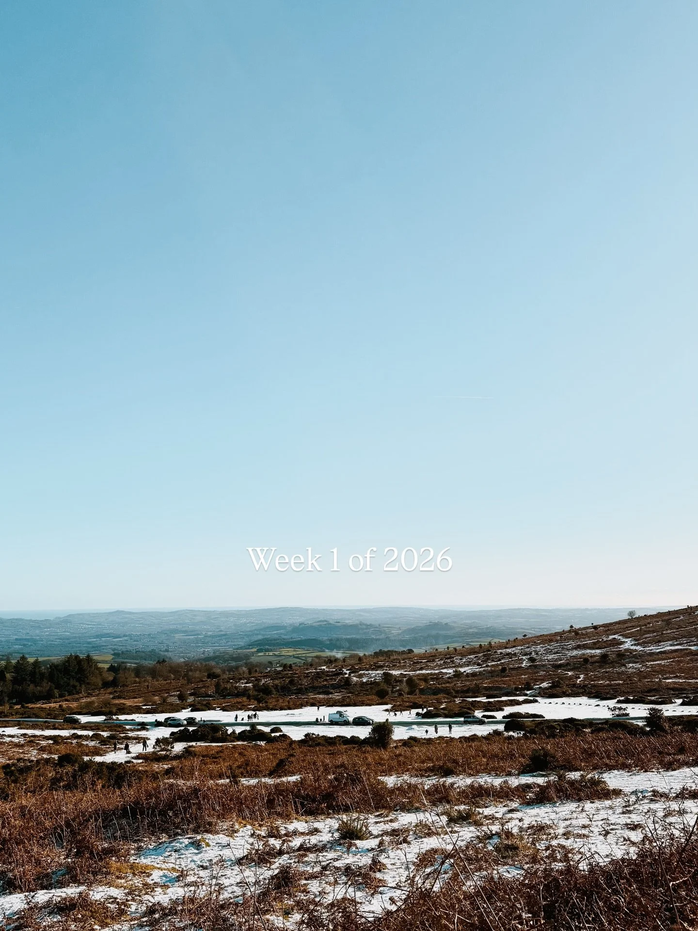 Week 1 of 52 ❄️

I highly doubt I&rsquo;ll manage to maintain this for the year but what is January without a bit of optimism? A little snippet into life this first week of 2026, cold, cosy and cute

1. Snow! New Year blessed us with crisp, cold, sun
