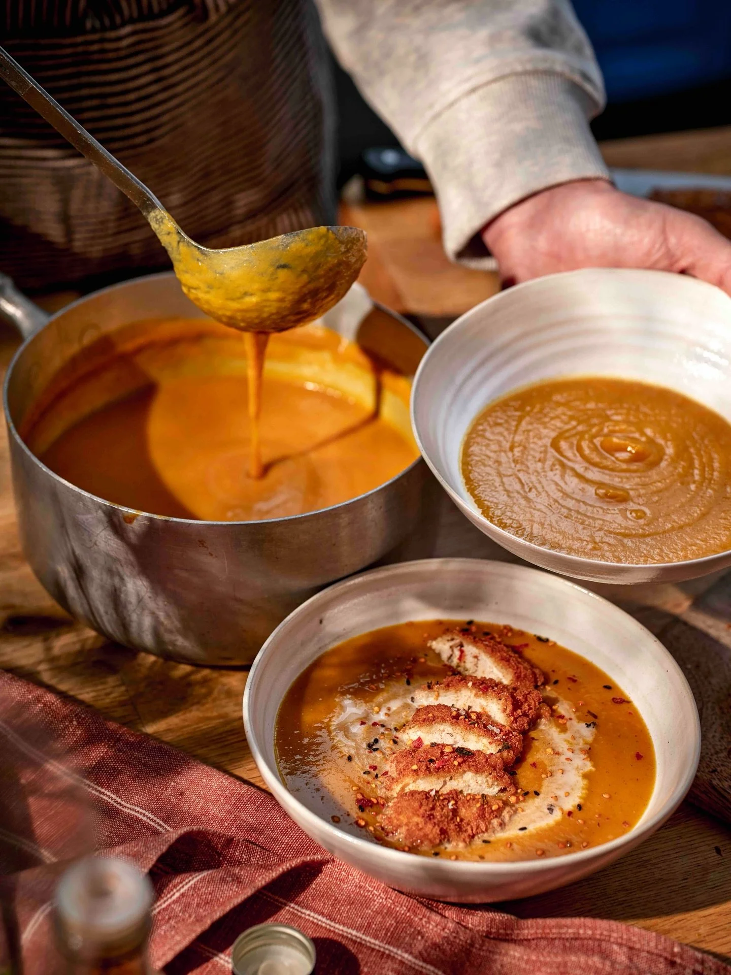 Winter warmers ✨

Delighted to have written four cosy comfort food dinner recipe for the latest issue of @waitrose weekend! All feature as many plants as possible, and plenty of textures to keep everything sparkly and interesting 

Comment &lsquo;rec