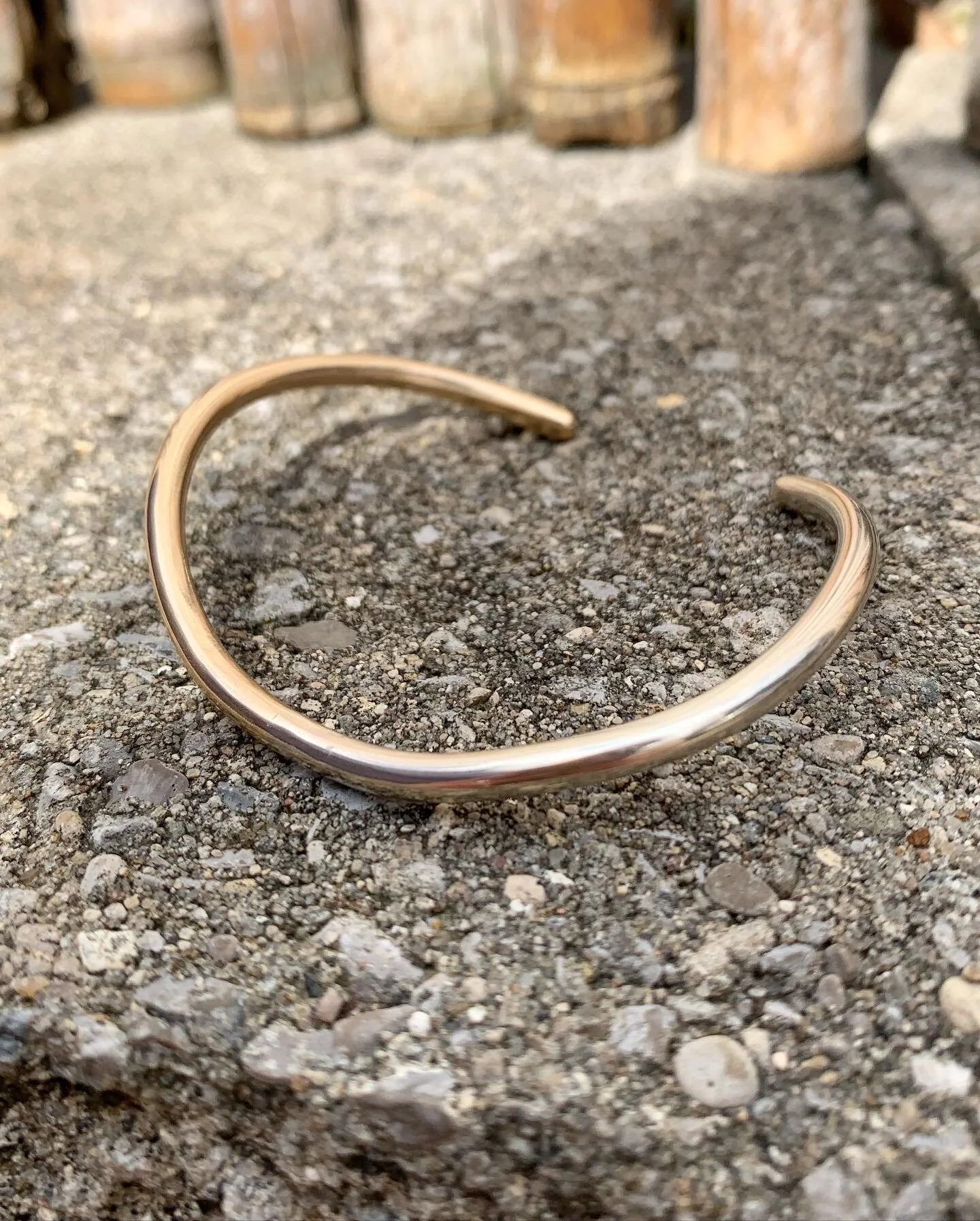 9B866583-02D7-4B5E-9A21-3ABA20E959DC