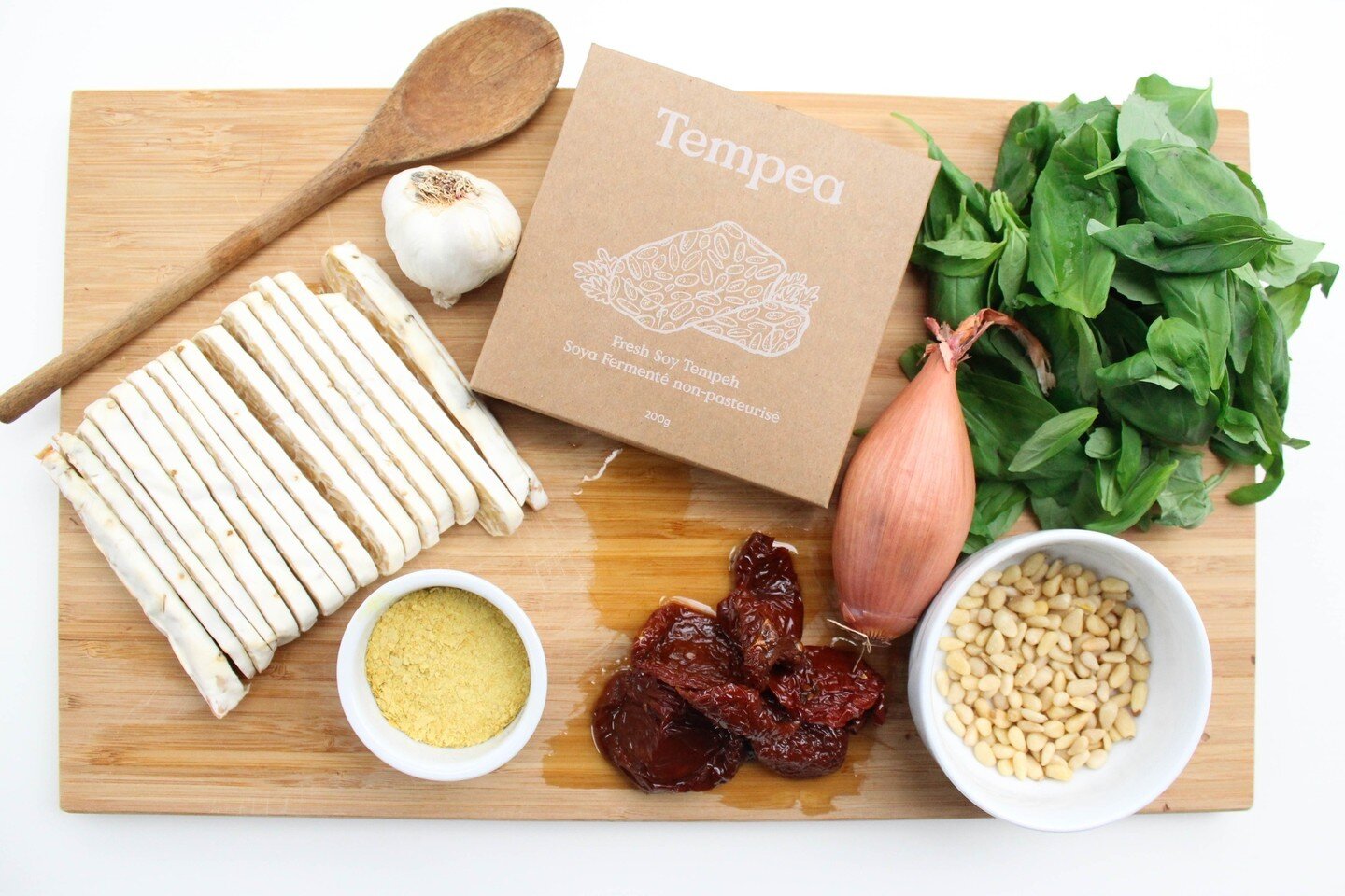 👋🏼 pasta lovers!⁠
⁠
Looking for an easy way to add extra protein to your next pasta recipe? ⁠
⁠
Tempeh is the easiest answer 😍