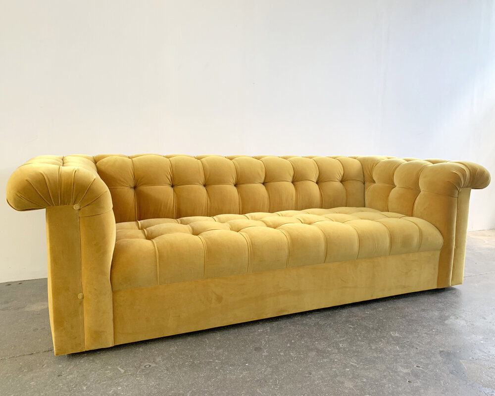 Slecht Condenseren . Chesterfield | Custom Sofas and Sectionals | COUCH SEATTLE