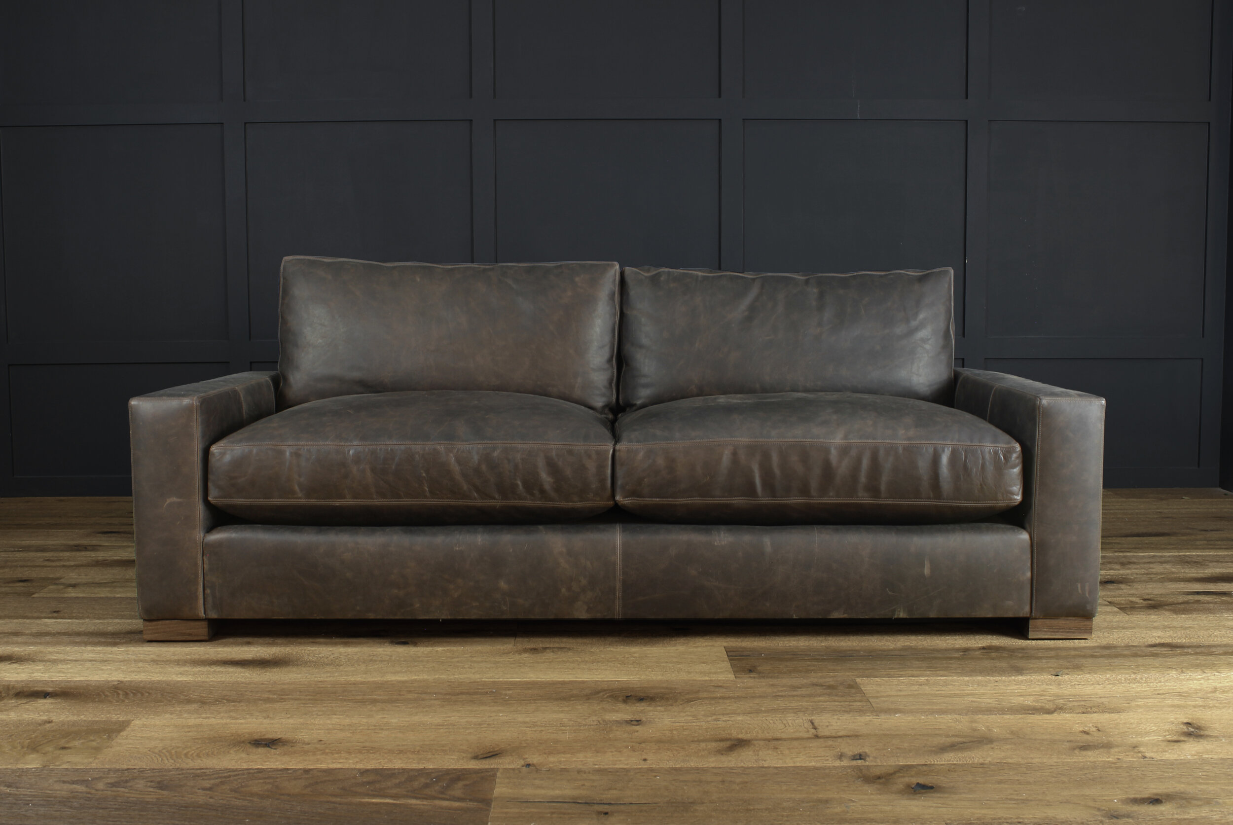 The Maxwell Sofa | Leather