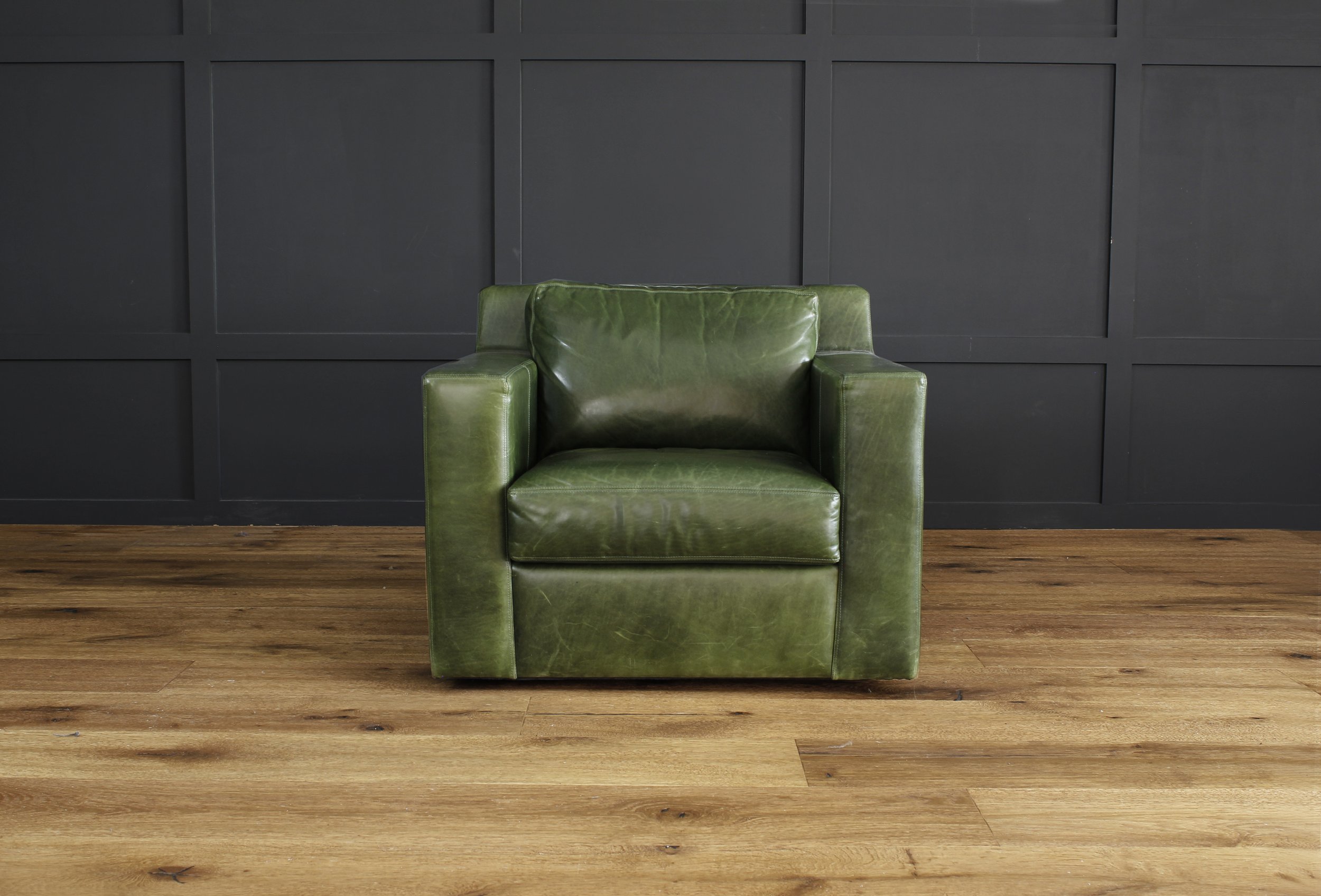 The Collins Chair | Leather, Swivel 