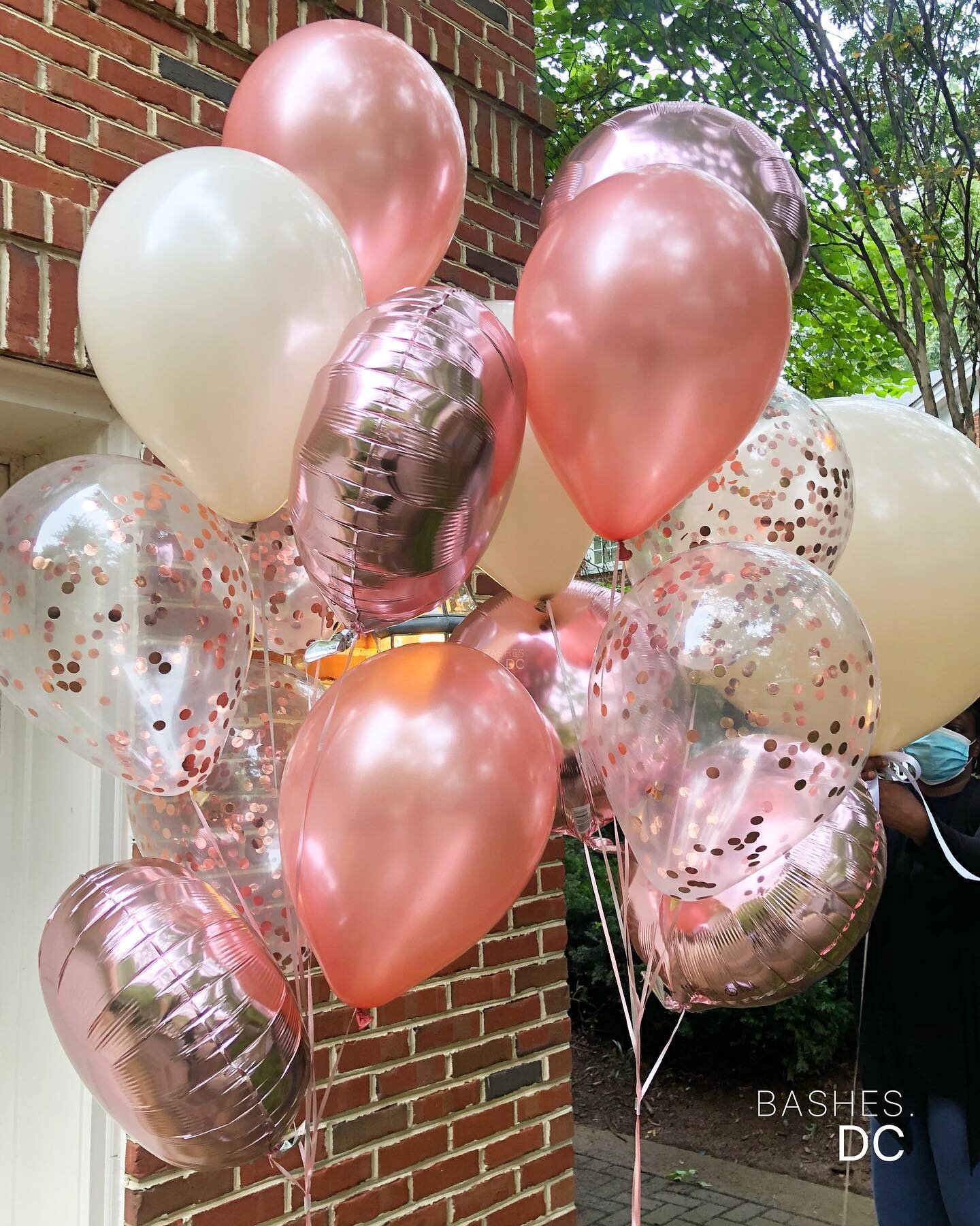 The best way to mix latex and foil balloons! Create a custom balloon bundle anyway you like! BASHESDC.COM