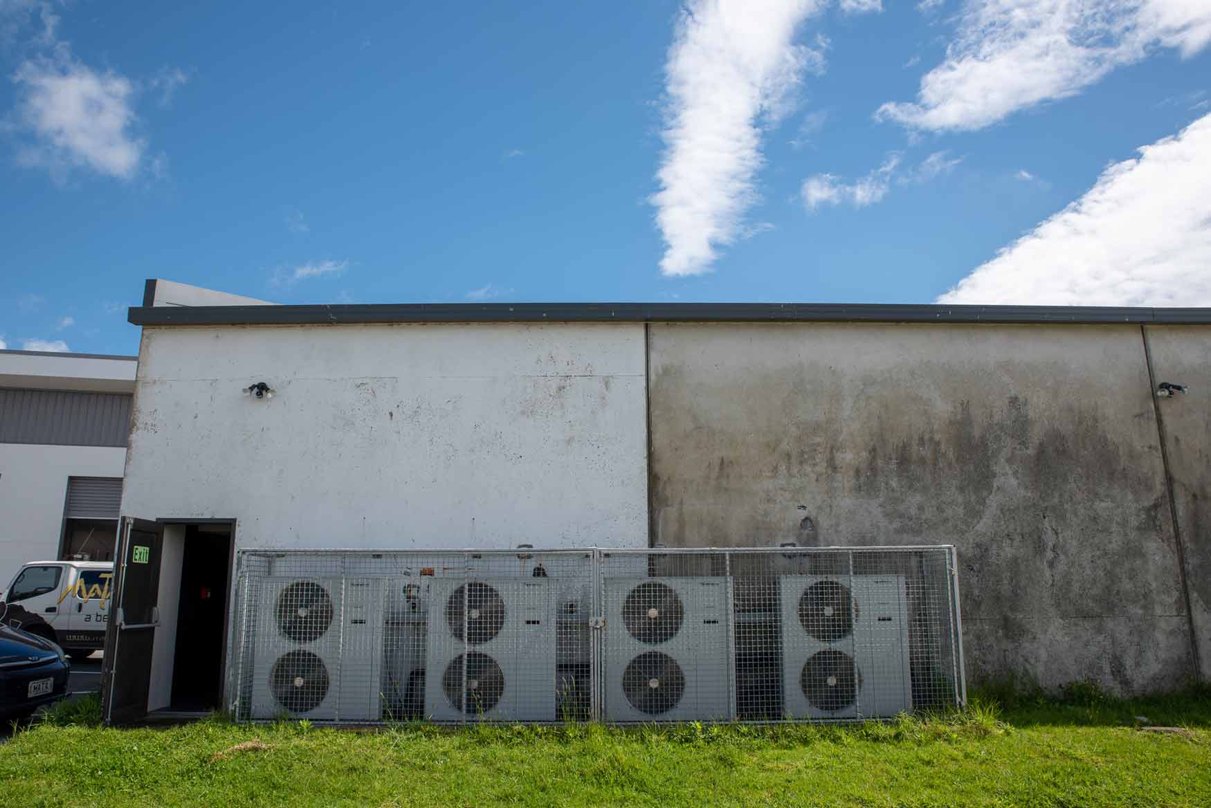 Coastline-Electrical-Gateway-Theatre---0210184422---Small.jpg
