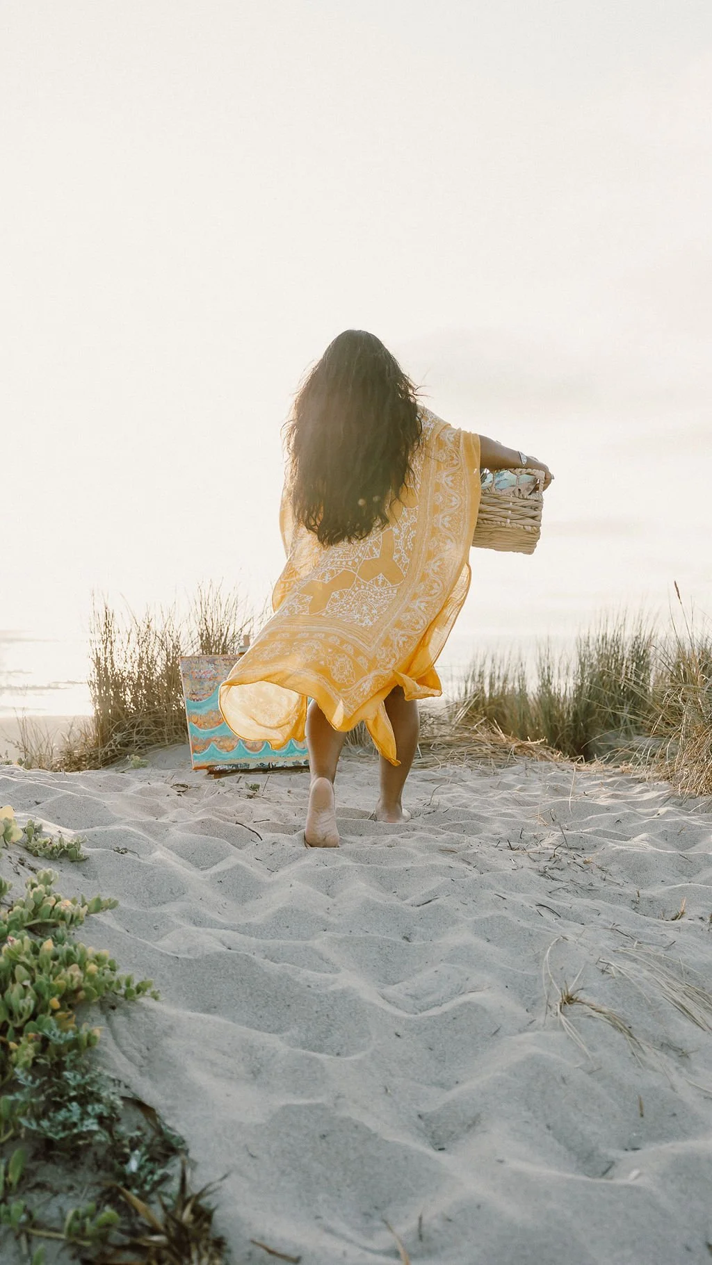 artist desiree east - transformational life and business coach - creativity coaching - photo by kaleigh eliza
