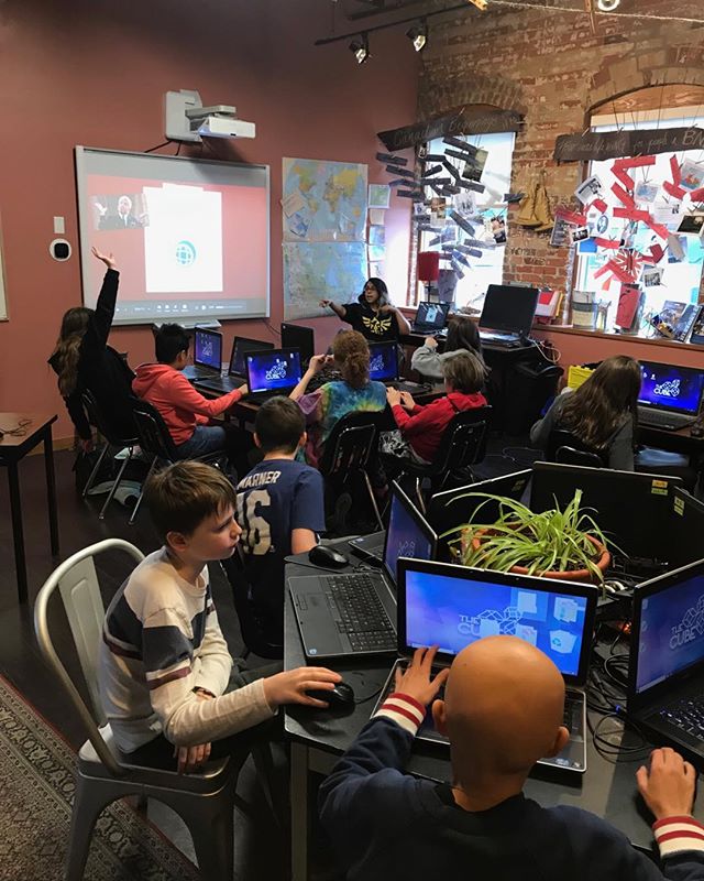 It was a lot of fun being at Voice Integrative School this year and having our coding class with our incredible students. All getting ready to close their school year in a couple of weeks! 🎓
.
.
.
.
#stem #toronto #stemcamps #coding #learntocode