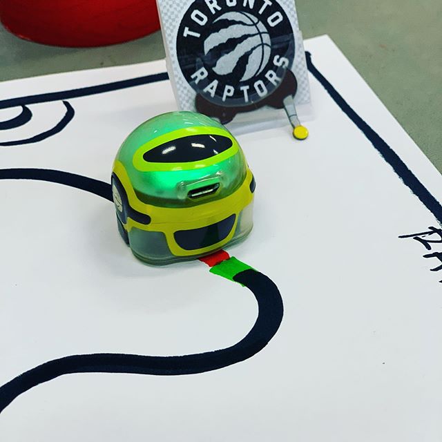 #ozobot is playing basketball today ! Fun Fairs happening across #toronto and our STEM activity is raptors inspired ! #wethenorth  #toronto #stem #stemeducation