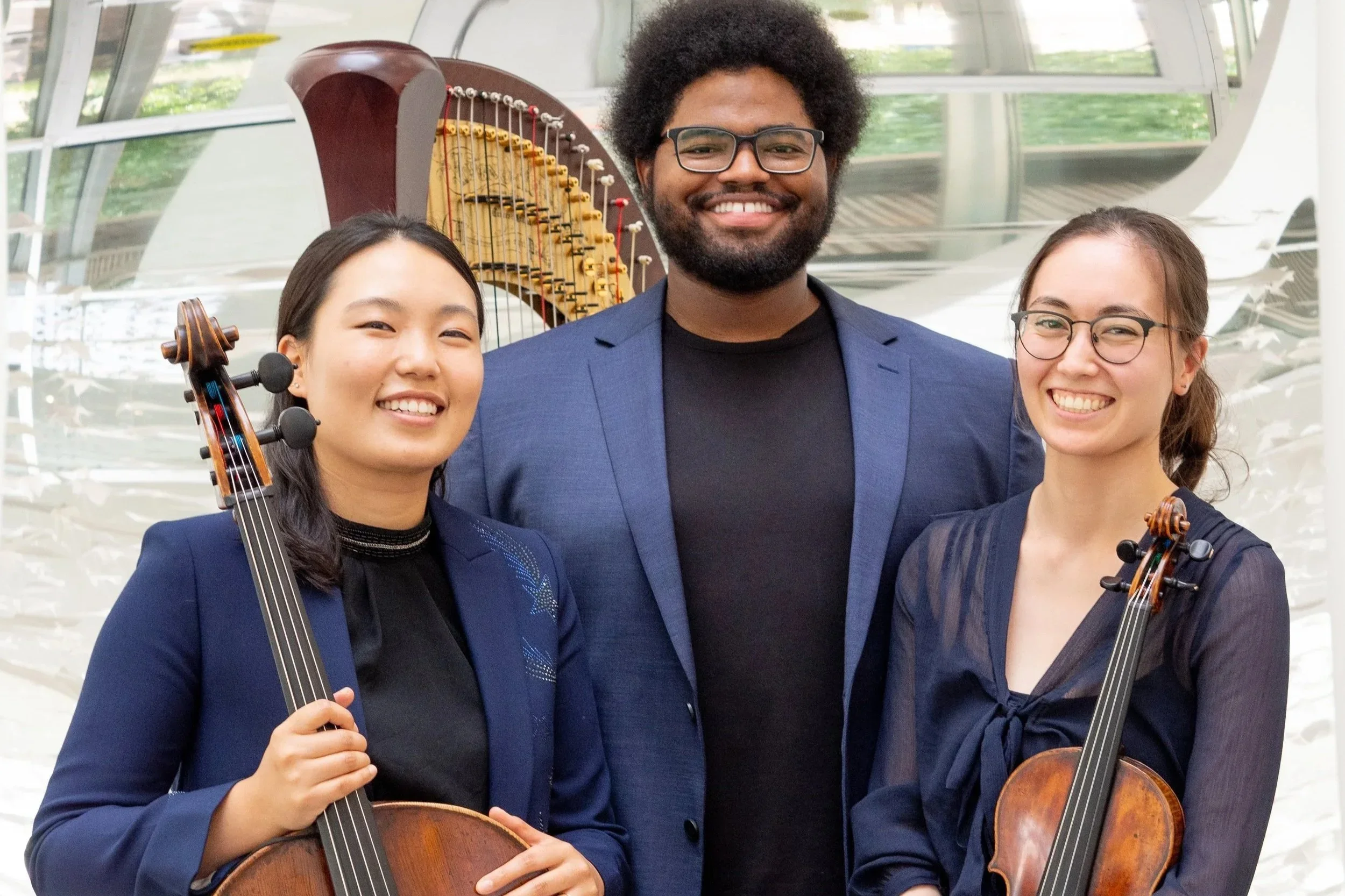 Trio Oko - Bay Chamber