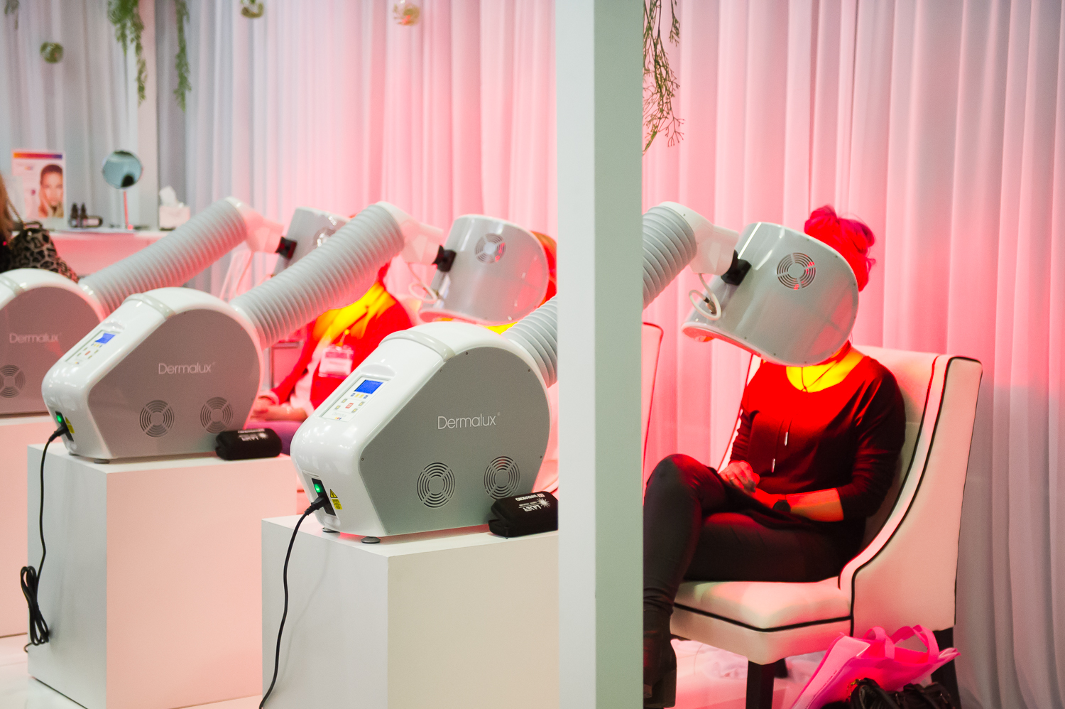 17EXPO_Dermalux076.jpg