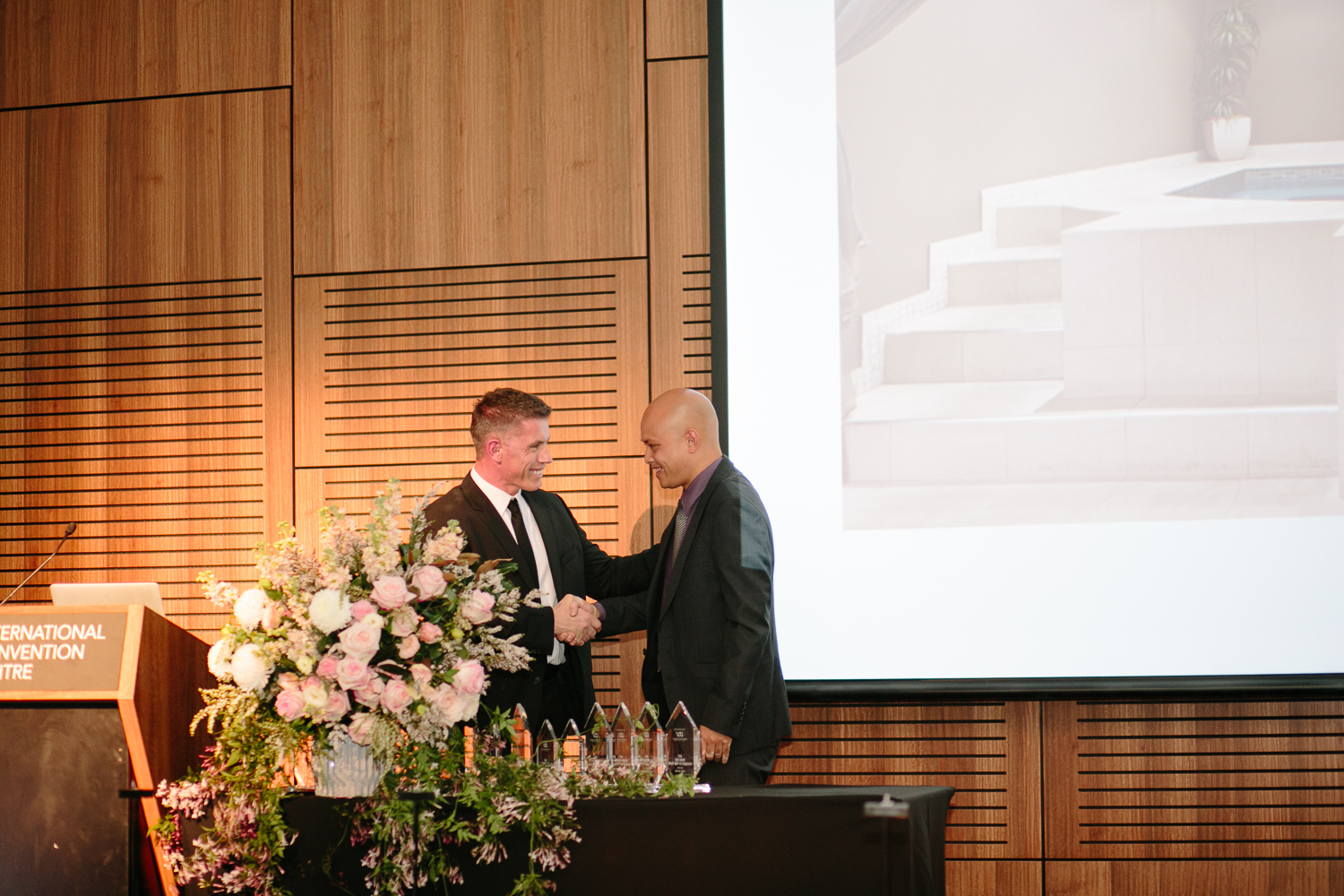 17EXPO_GalaDinner091.jpg