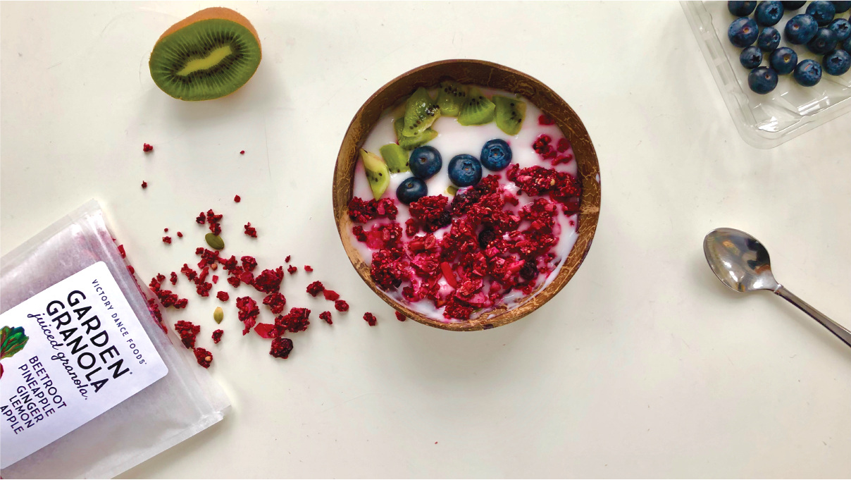 PNG kiwin Garden Granola .png