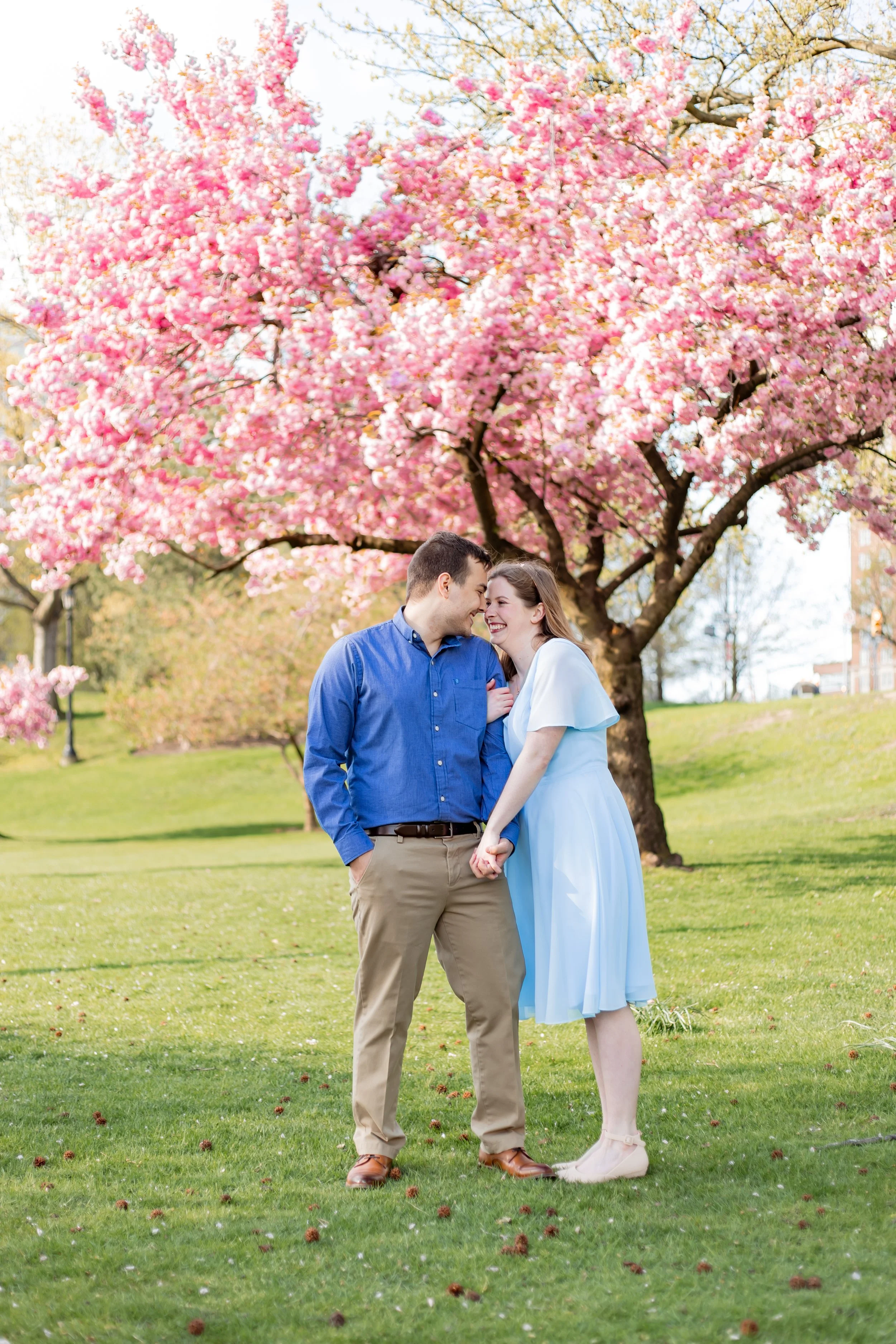 clevelandmuseumcherryblossomsengagementweddingphotographer-85.jpg