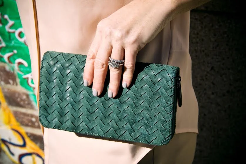 Complete the look with a statement Mint Julep clutch.