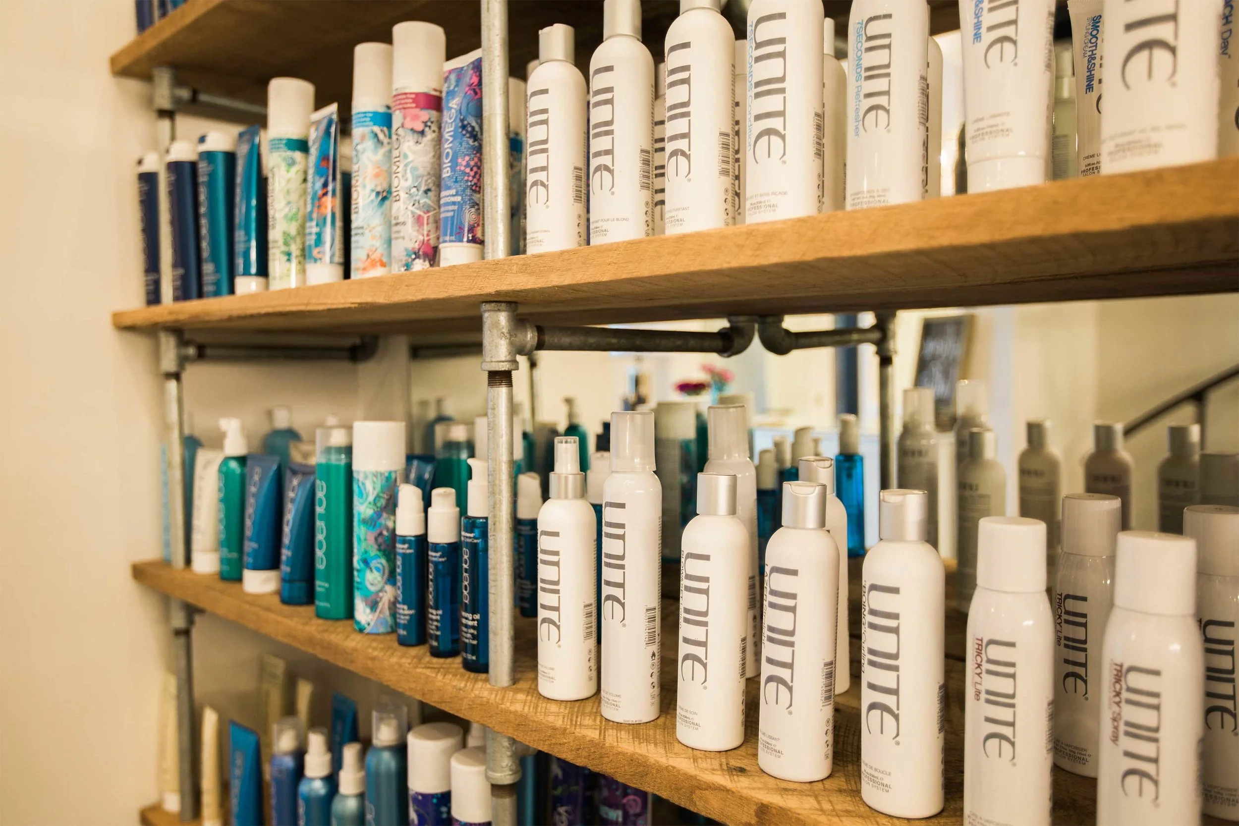 salon — Lather a Salon