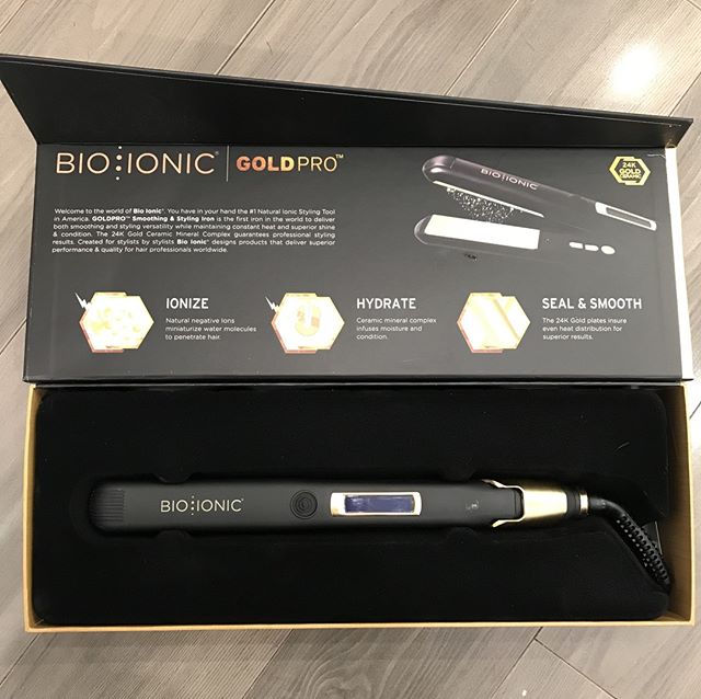 Whether you wear your hair curly or straight, the #bioionic styling iron is your best friend and comes with a one year warranty! Don't know how to style your hair? Book a Styling 101 appointment with one of our stylists 💁
*
*
*
*
*
#hairposts #moder