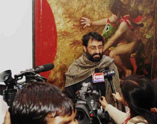 15-VIJENDER_SHARMA_ADDRESSING_THE_MEDIA.jpg