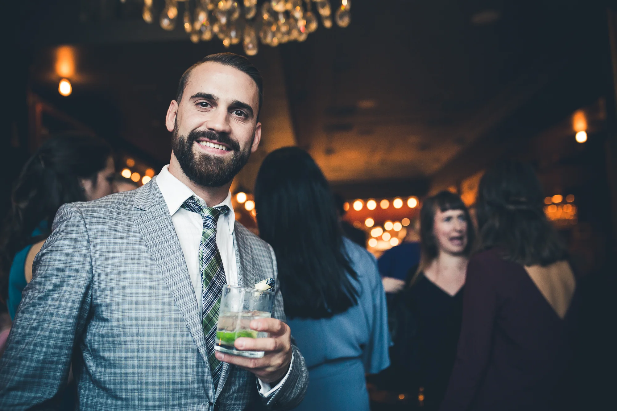 Leah-Chris-Ryan-Bolton-INLY-Events-Wedding-Toronto-Art-Gallery-0144.jpg
