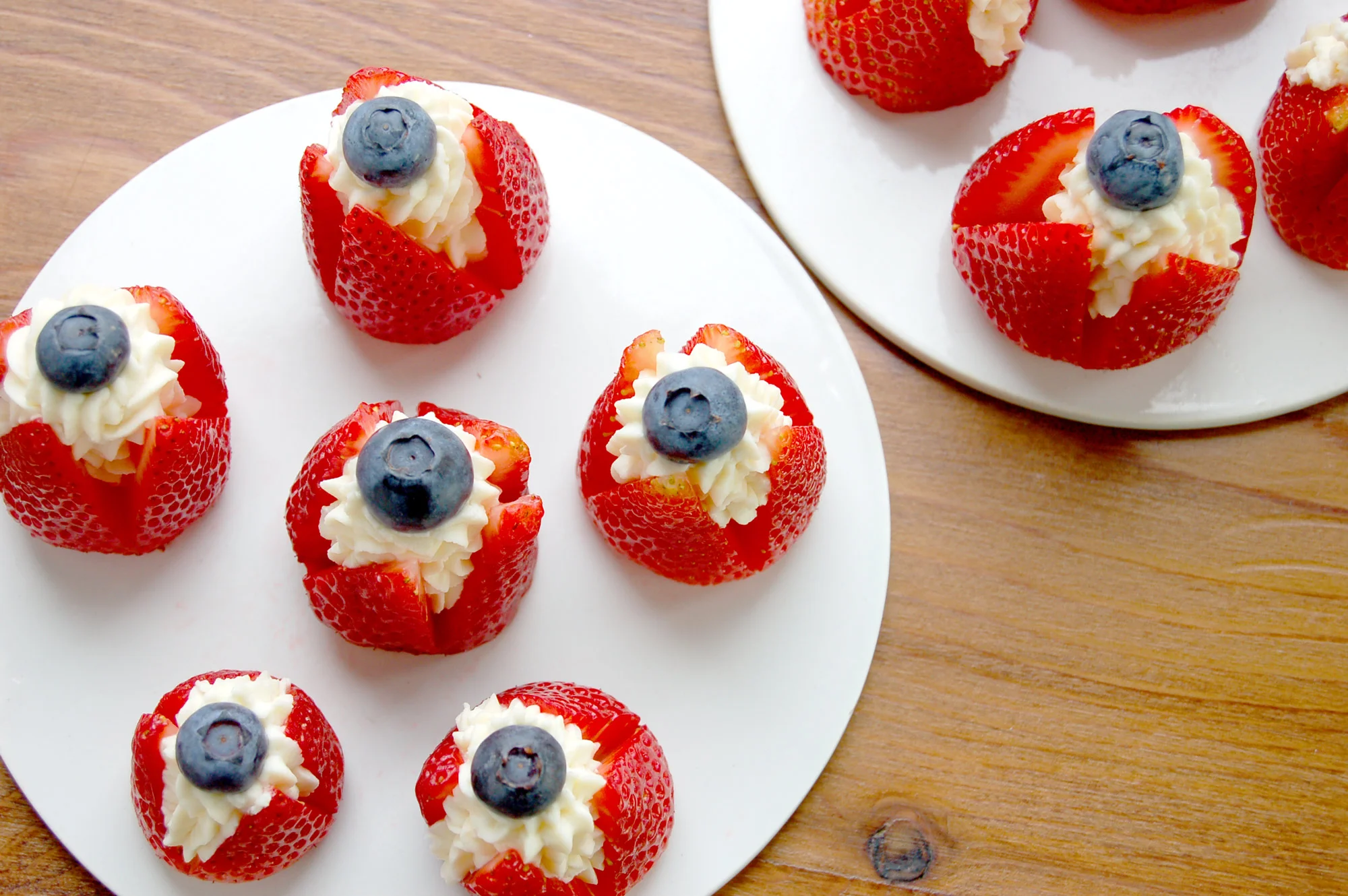 CheesecakeStrawberry5.jpg