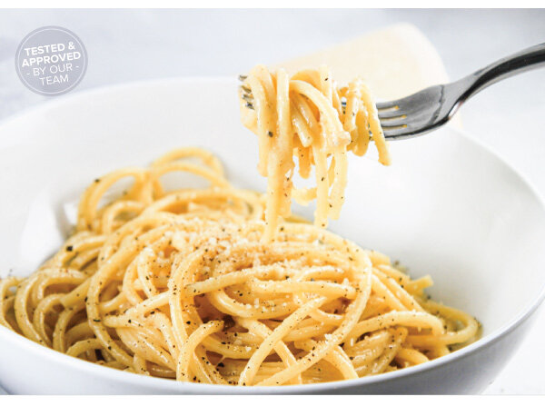 Cacio e Pepe (Pasta with Cheese and Pepper)